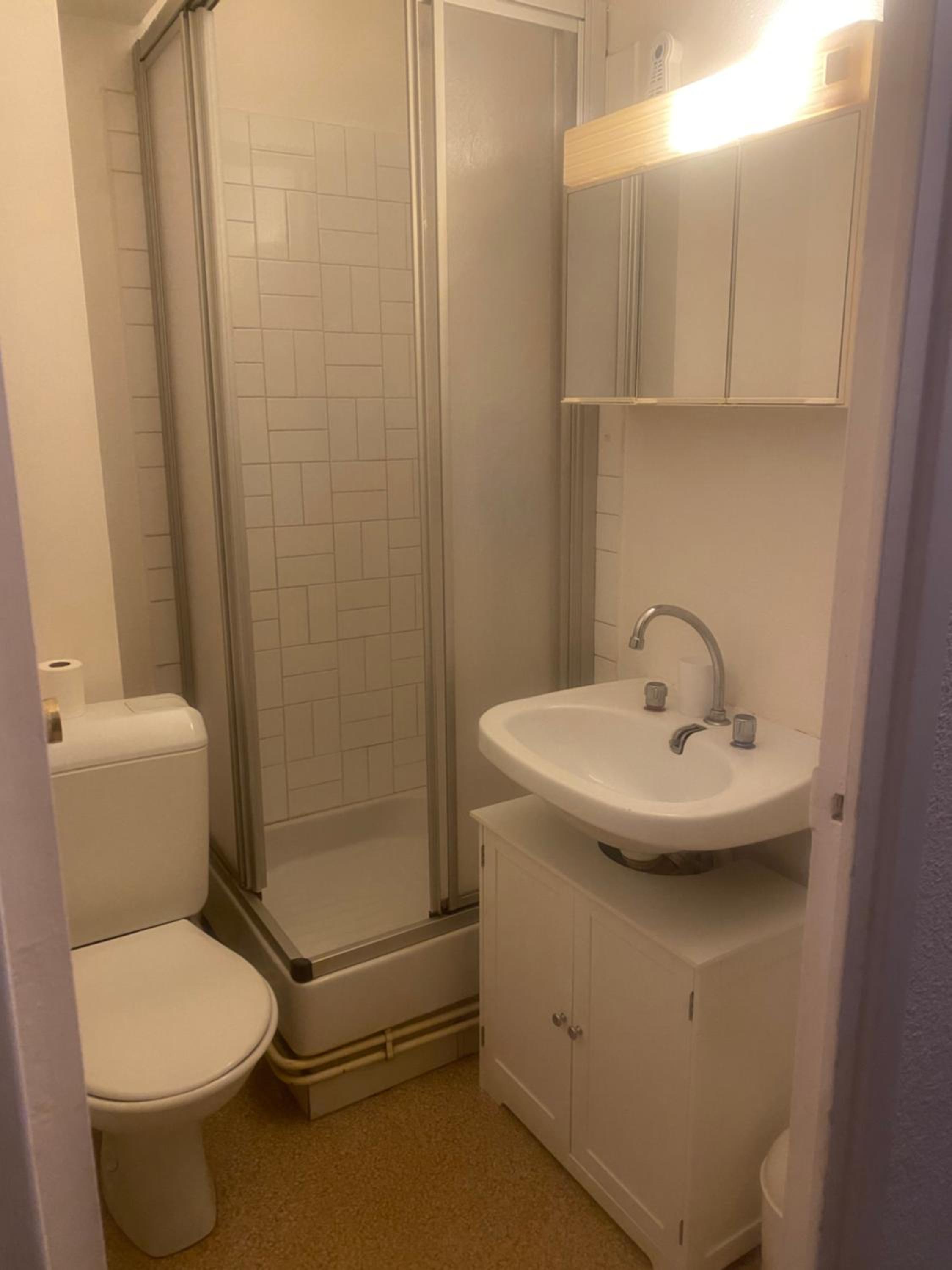 Exceptionnel Studio Le petit dortoir wifi parking gratuit vue incroyable sur le pic au pied des pistes de superdevoluy