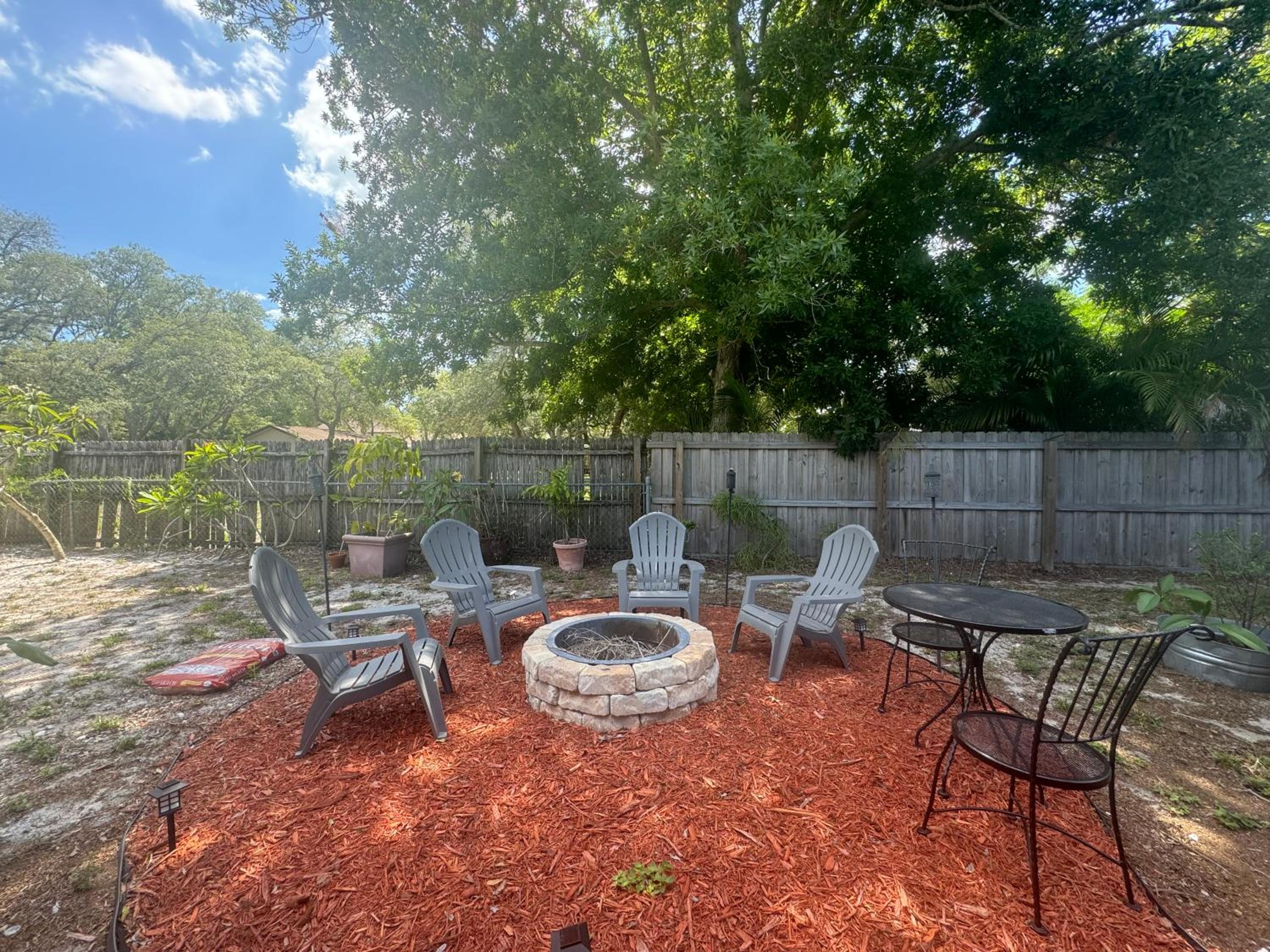 Coastal Cottage Beach retreat jacuzzi firepit view 4
