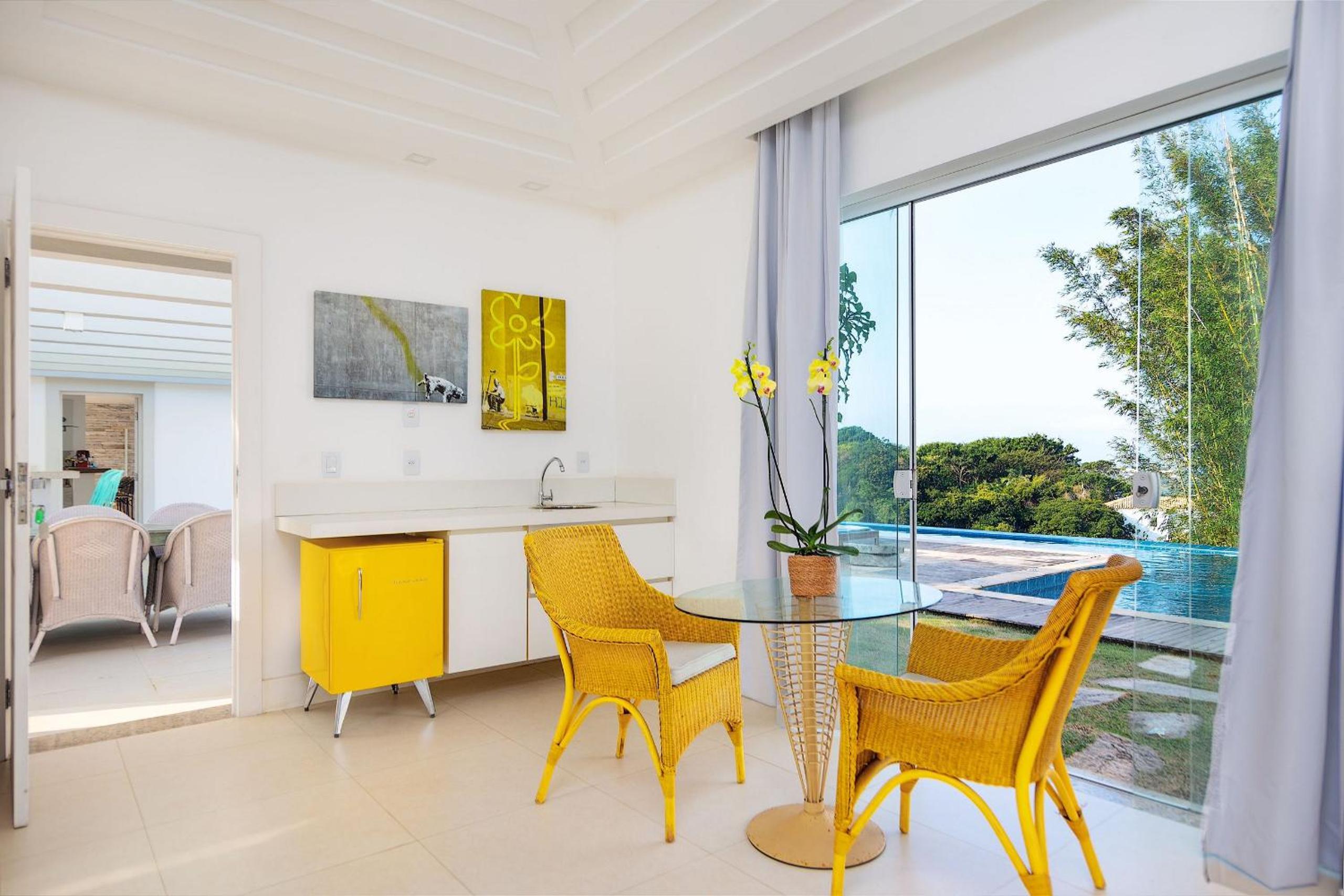 Bz 72! Sea View House with 5 suites and pool
