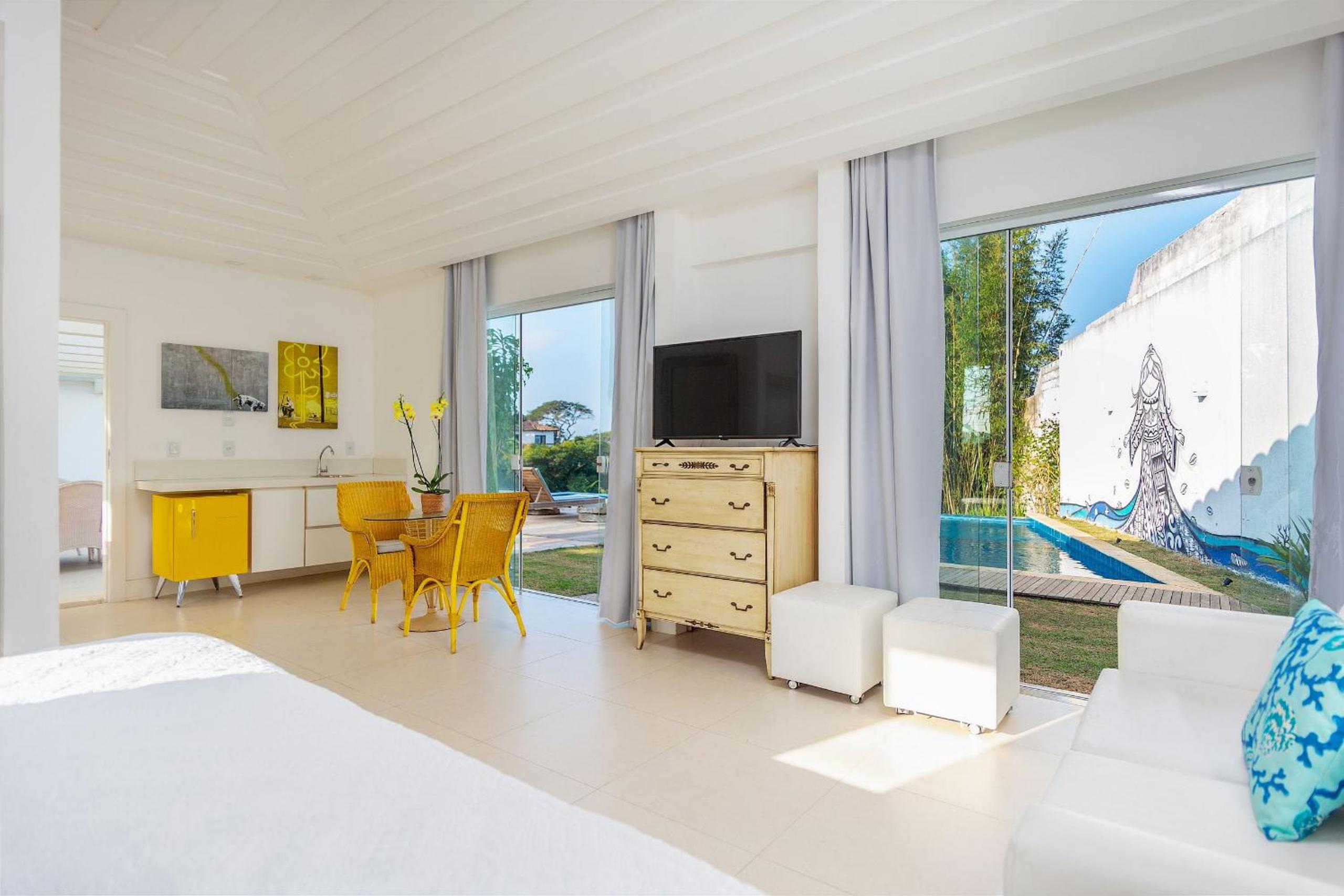 Bz 72! Sea View House with 5 suites and pool