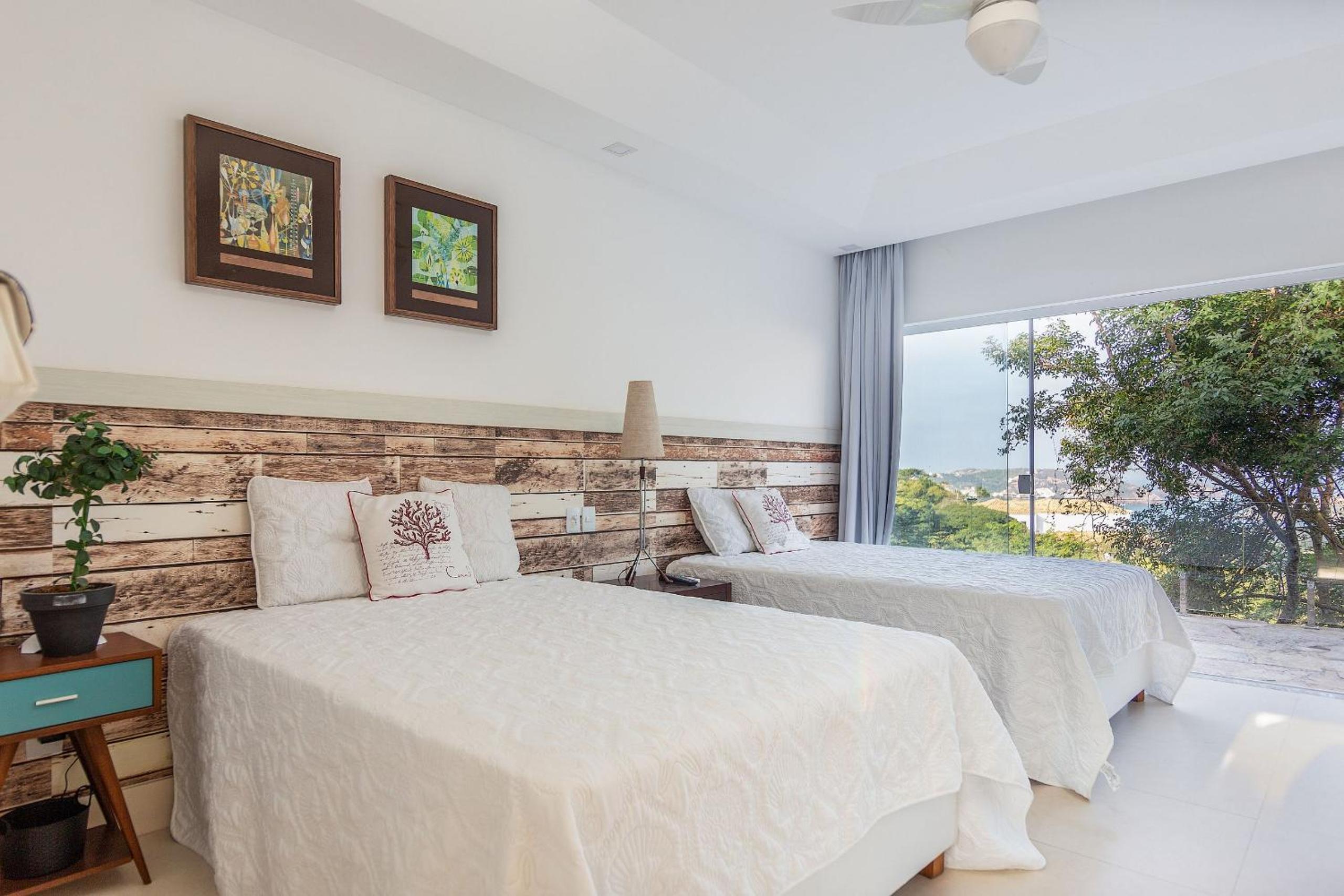 Bz 72! Sea View House with 5 suites and pool