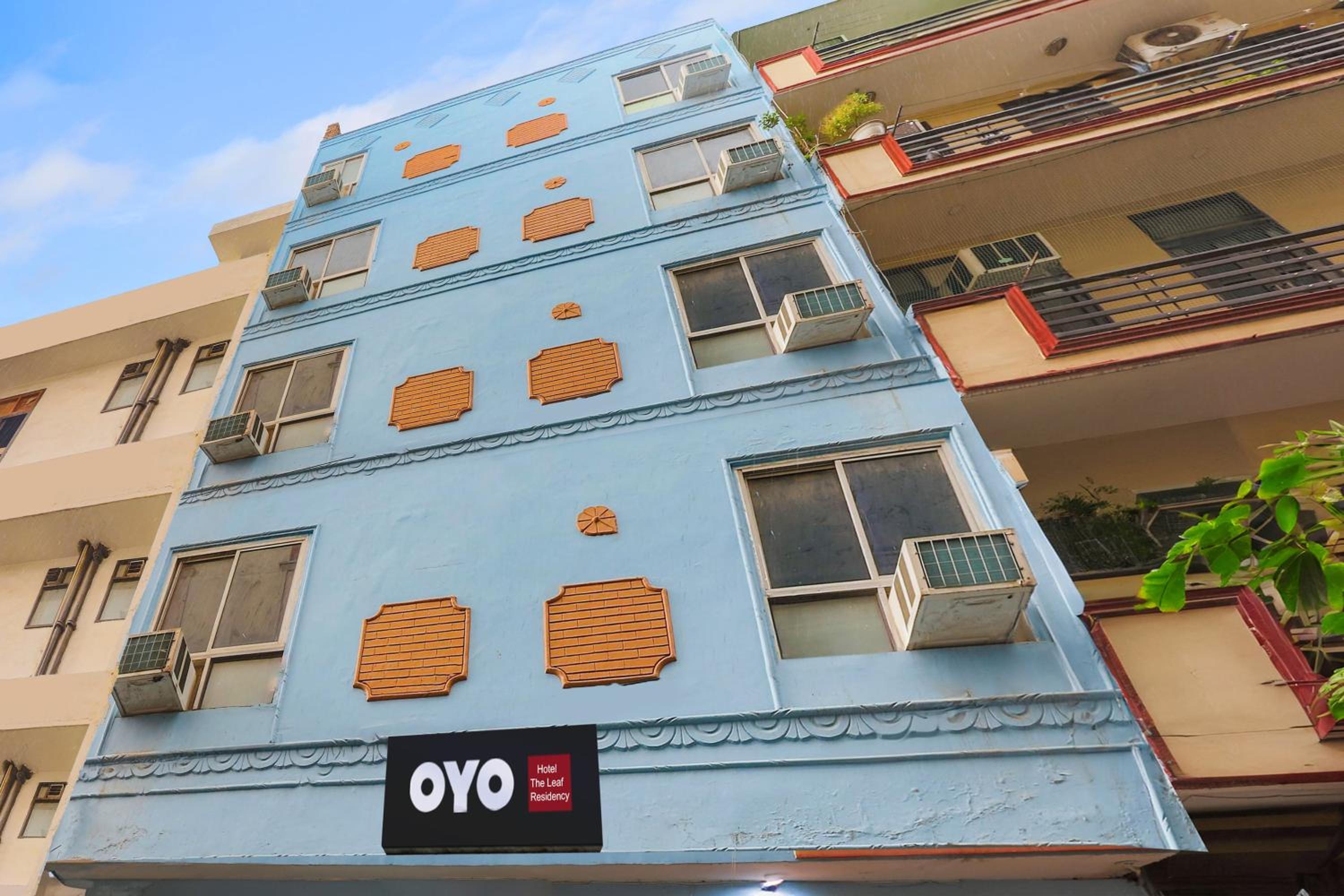 Hotel O The Leaf Residency