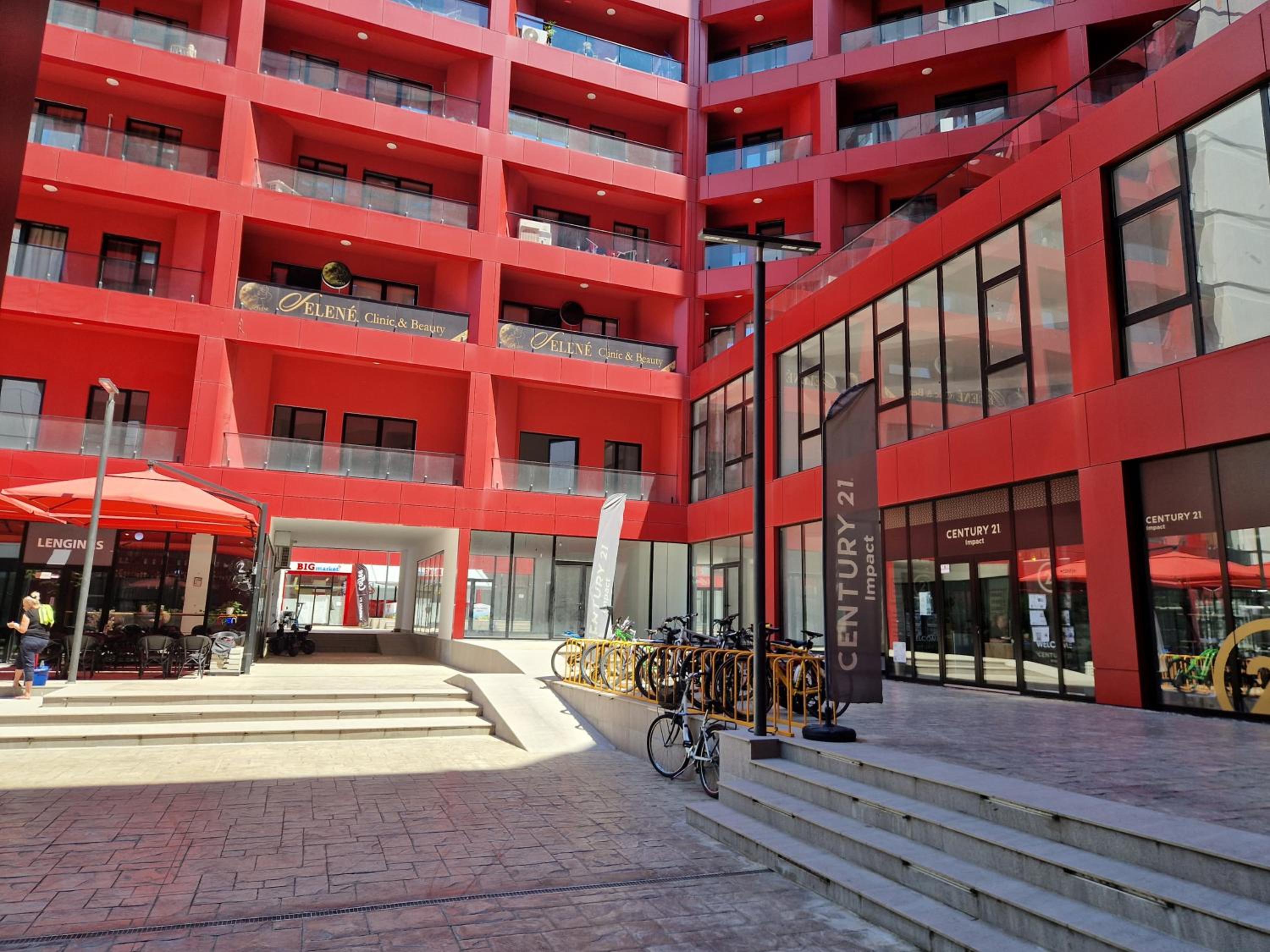 Red & White Palace Apartment