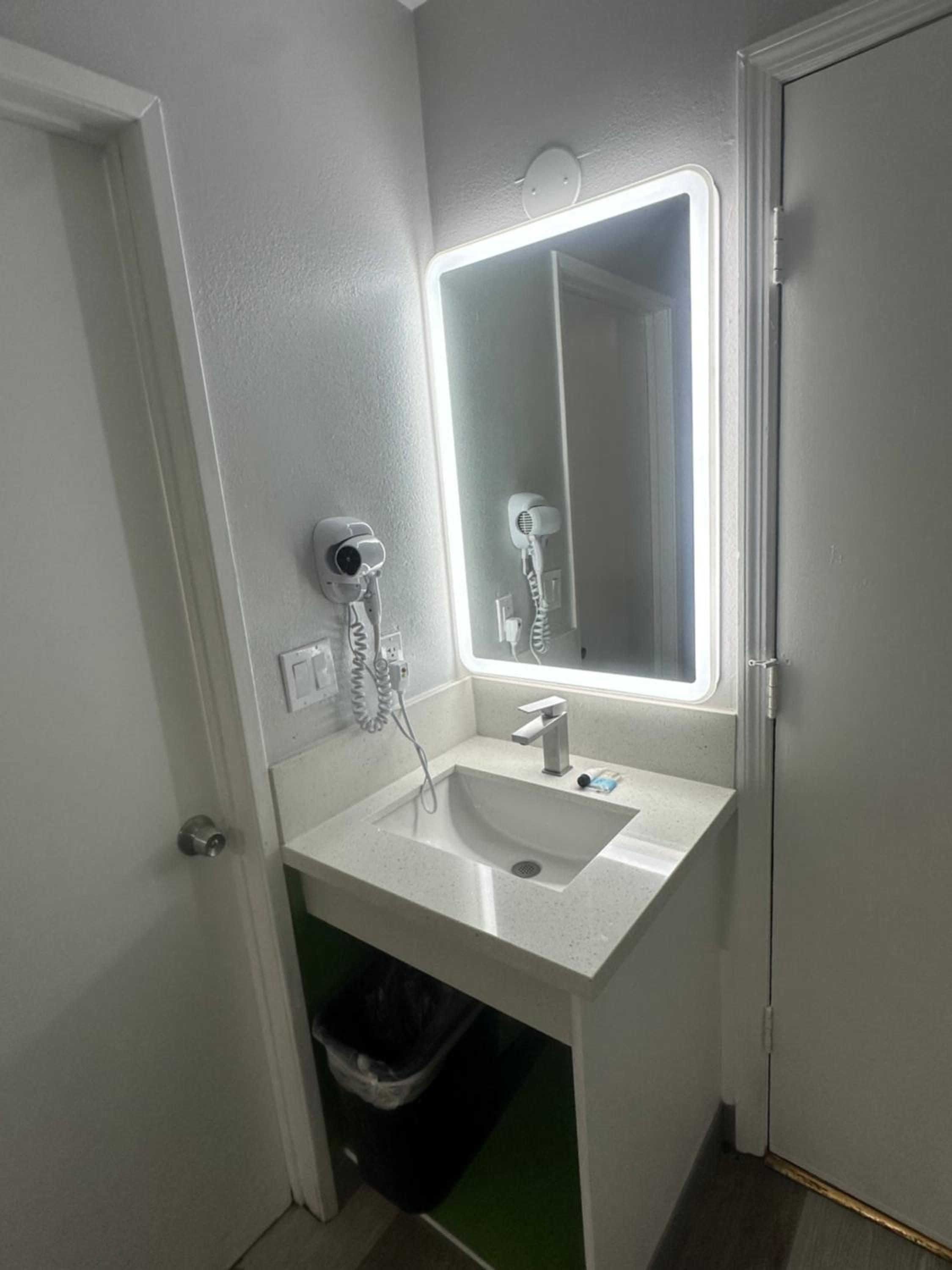 Garden Inn San Gabriel - Property Image 31