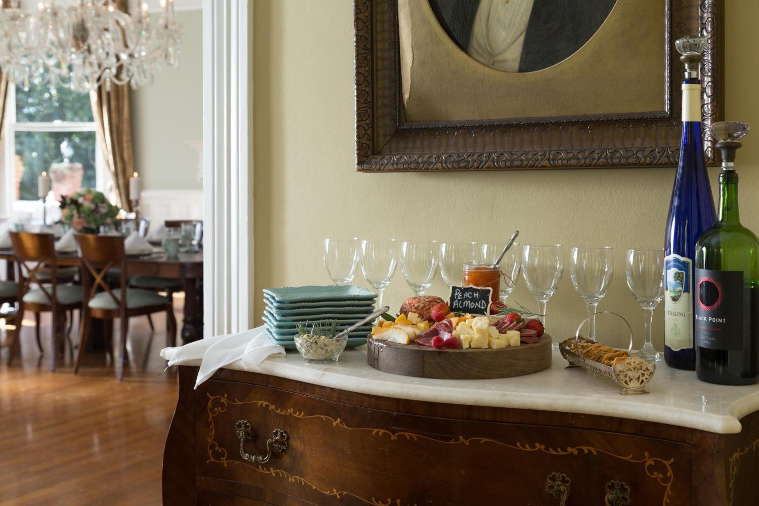 The Twelve Oaks Bed & Breakfast