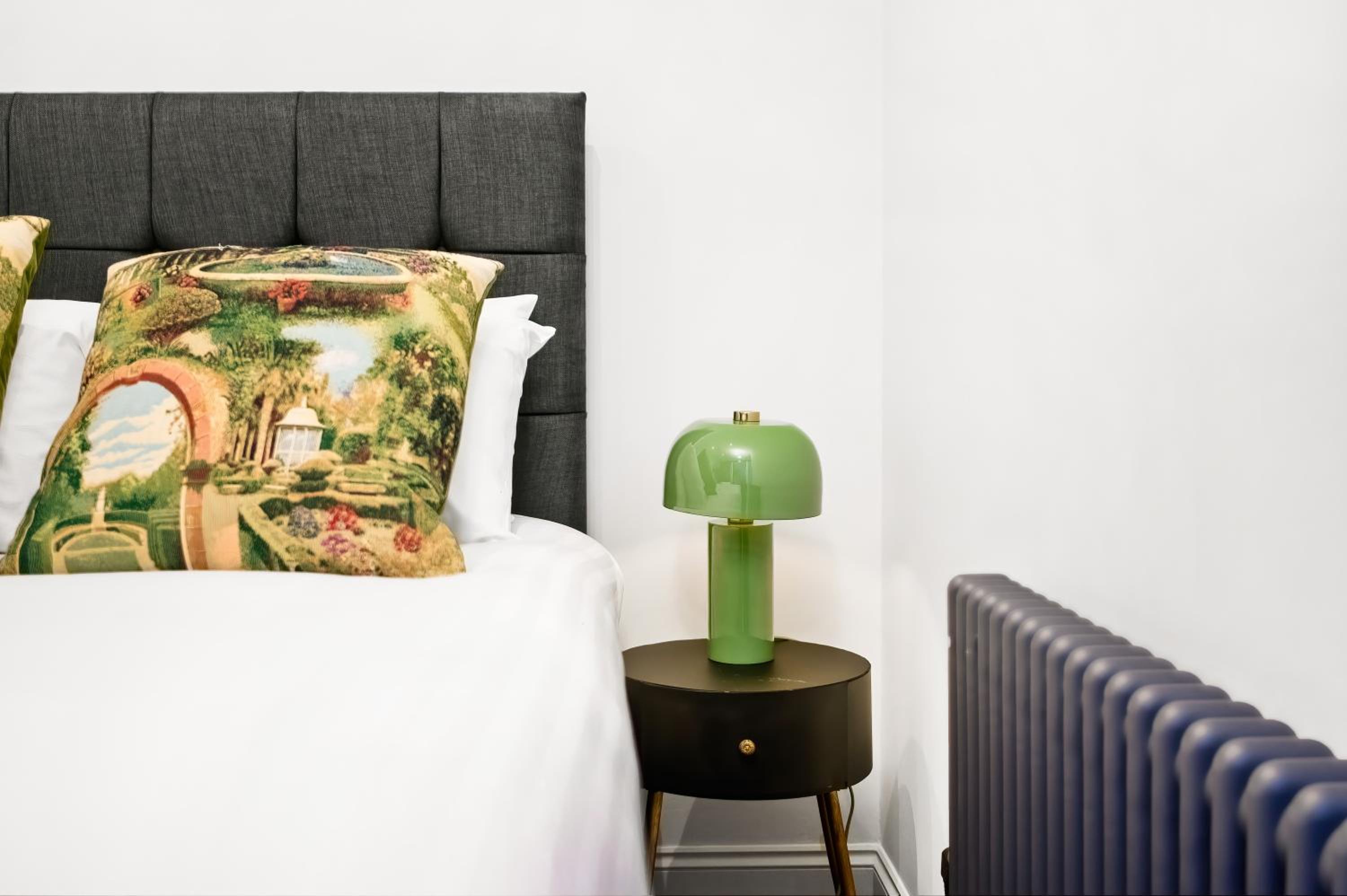 Marble Arch Stylish Abode