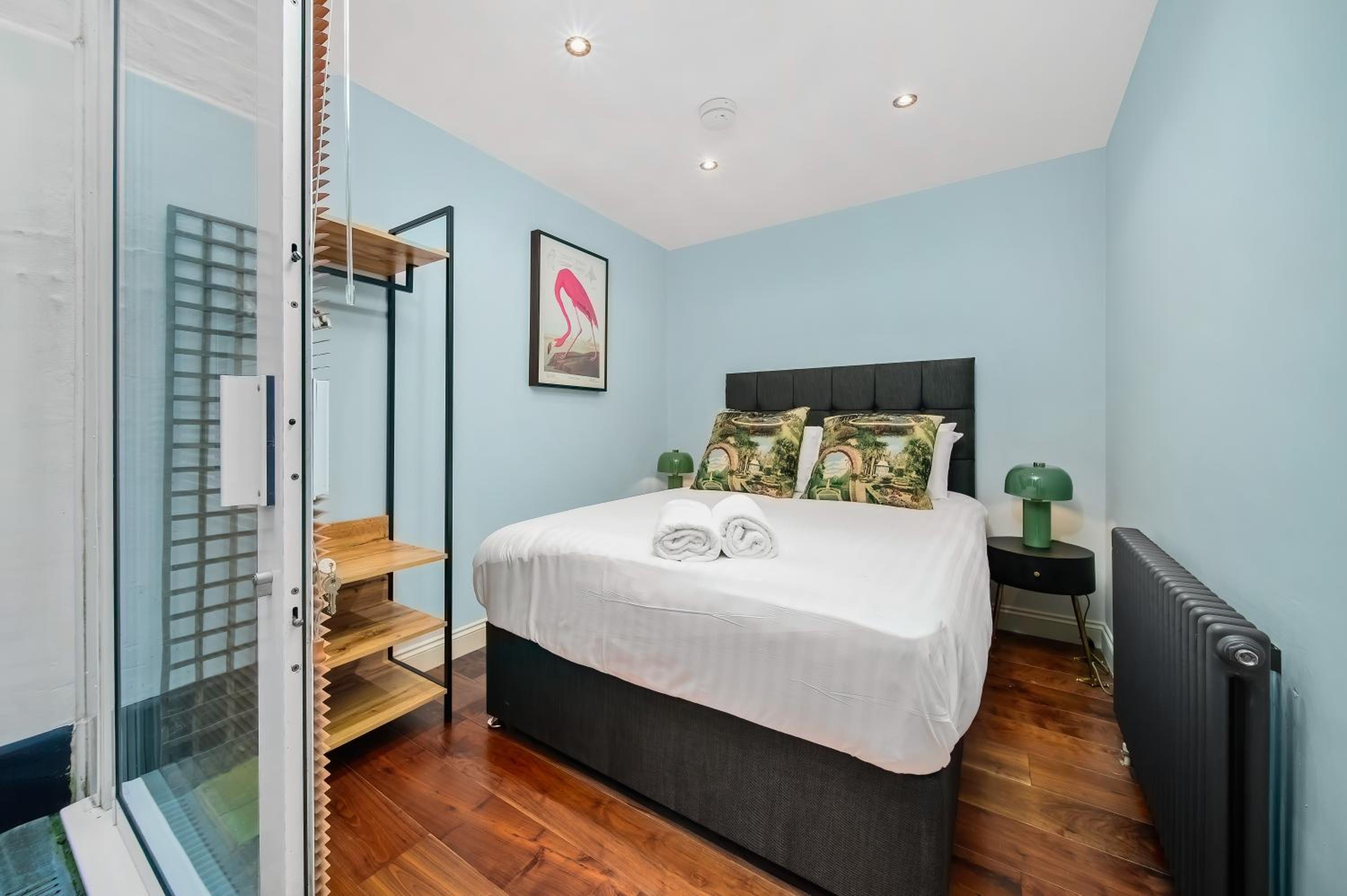 Marble Arch Stylish Abode