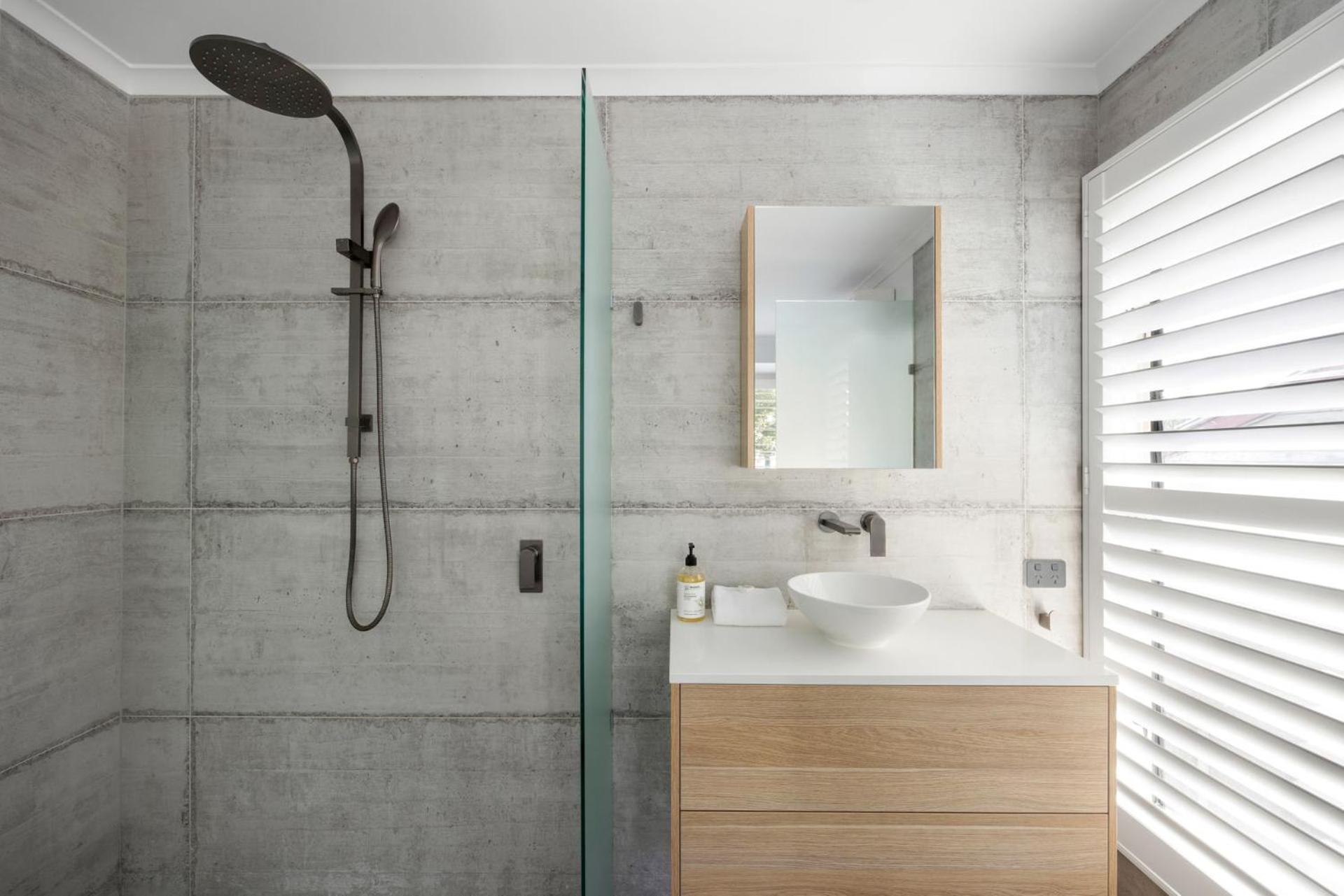 Jacana Luxe