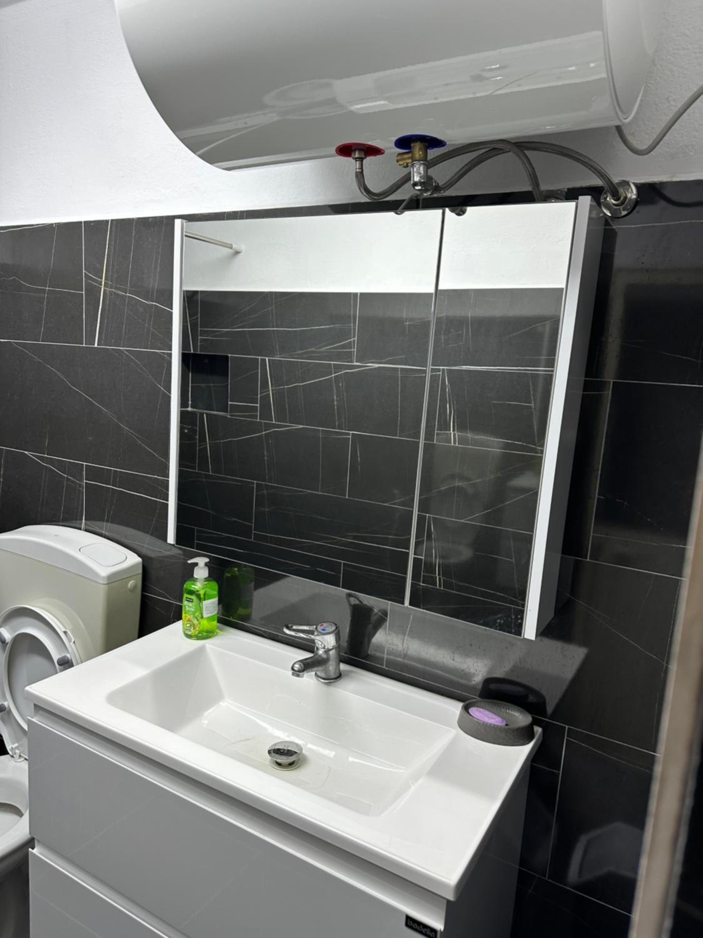 Tirana Lemon Breeze Hostel
