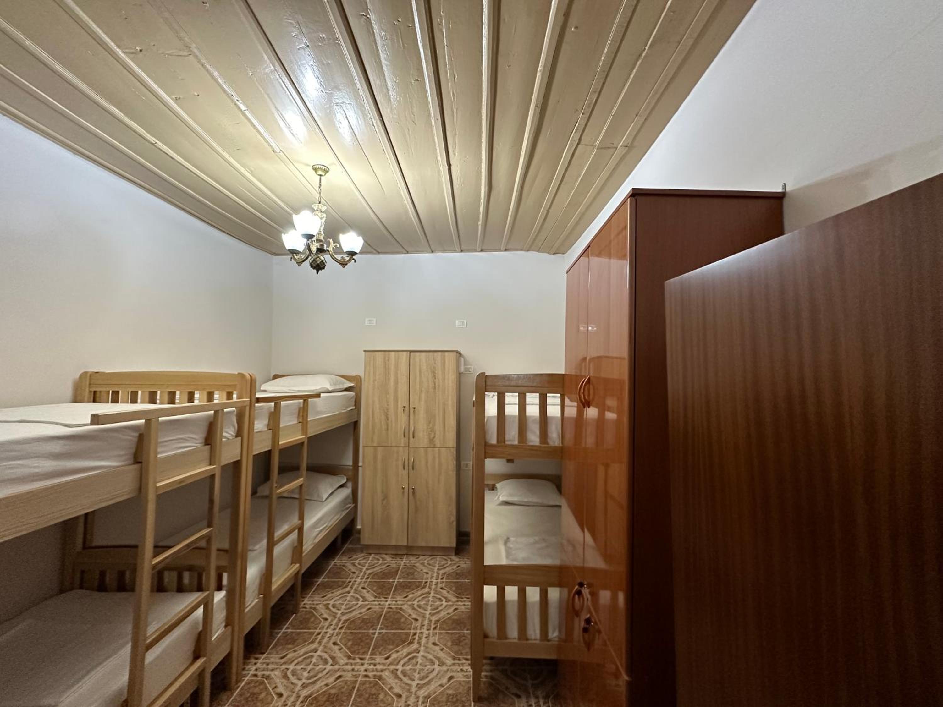 Tirana Lemon Breeze Hostel