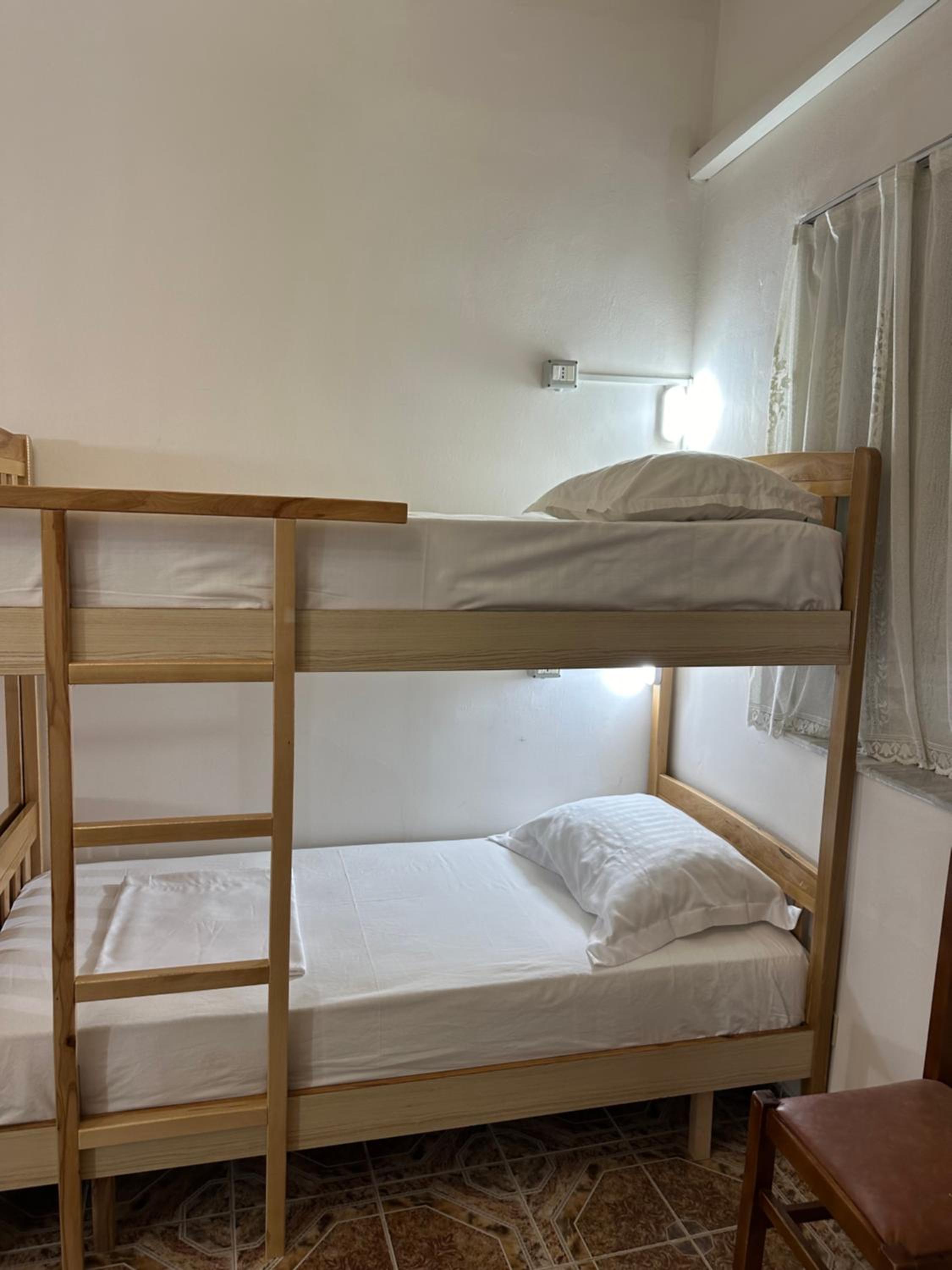 Tirana Lemon Breeze Hostel