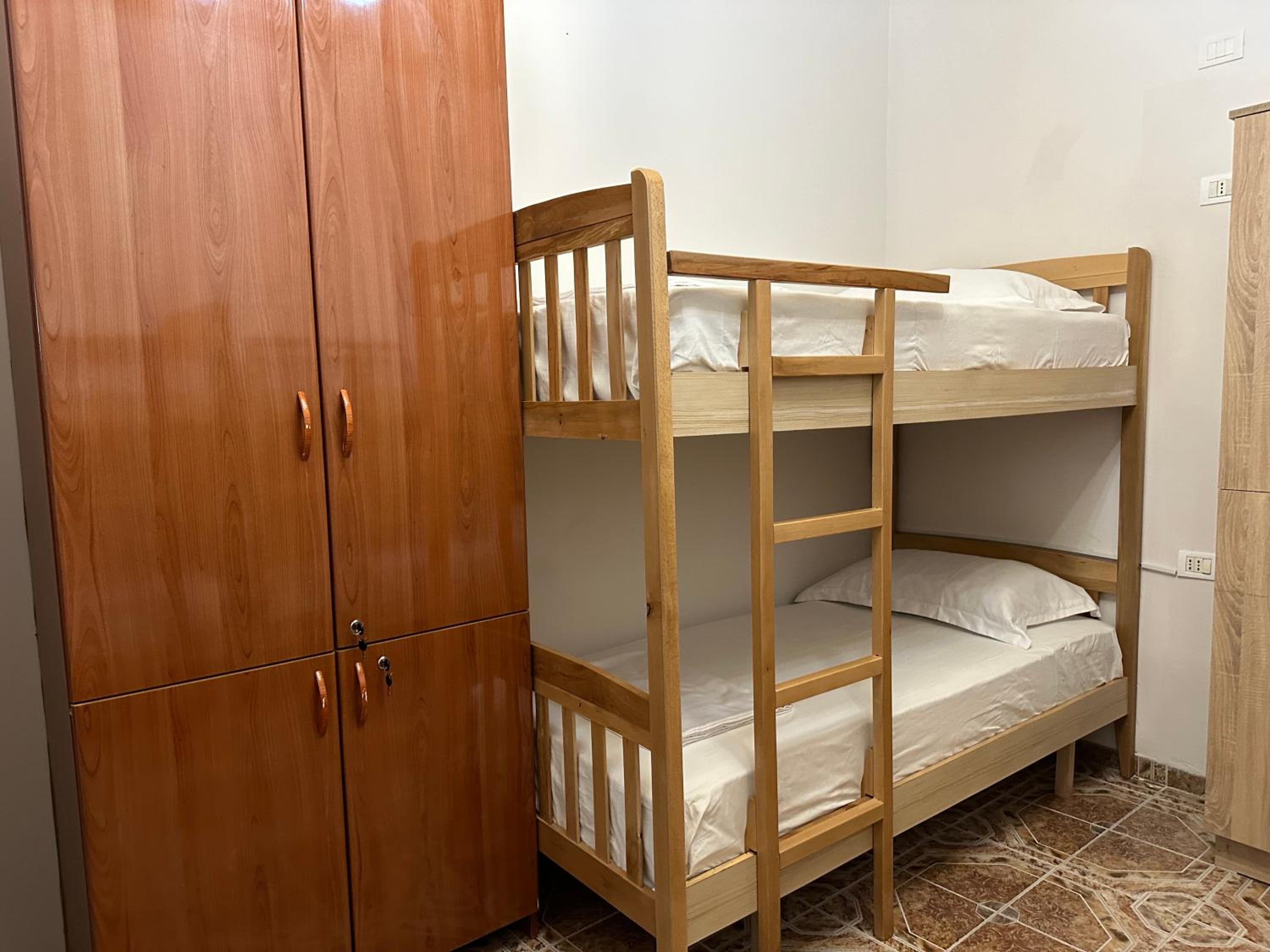 Tirana Lemon Breeze Hostel