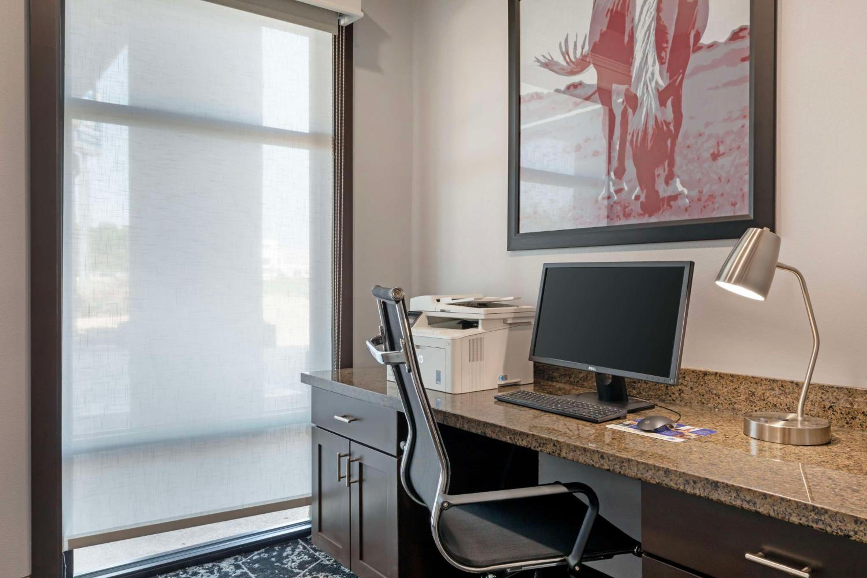 Best Western Carthage Inn & Suites
