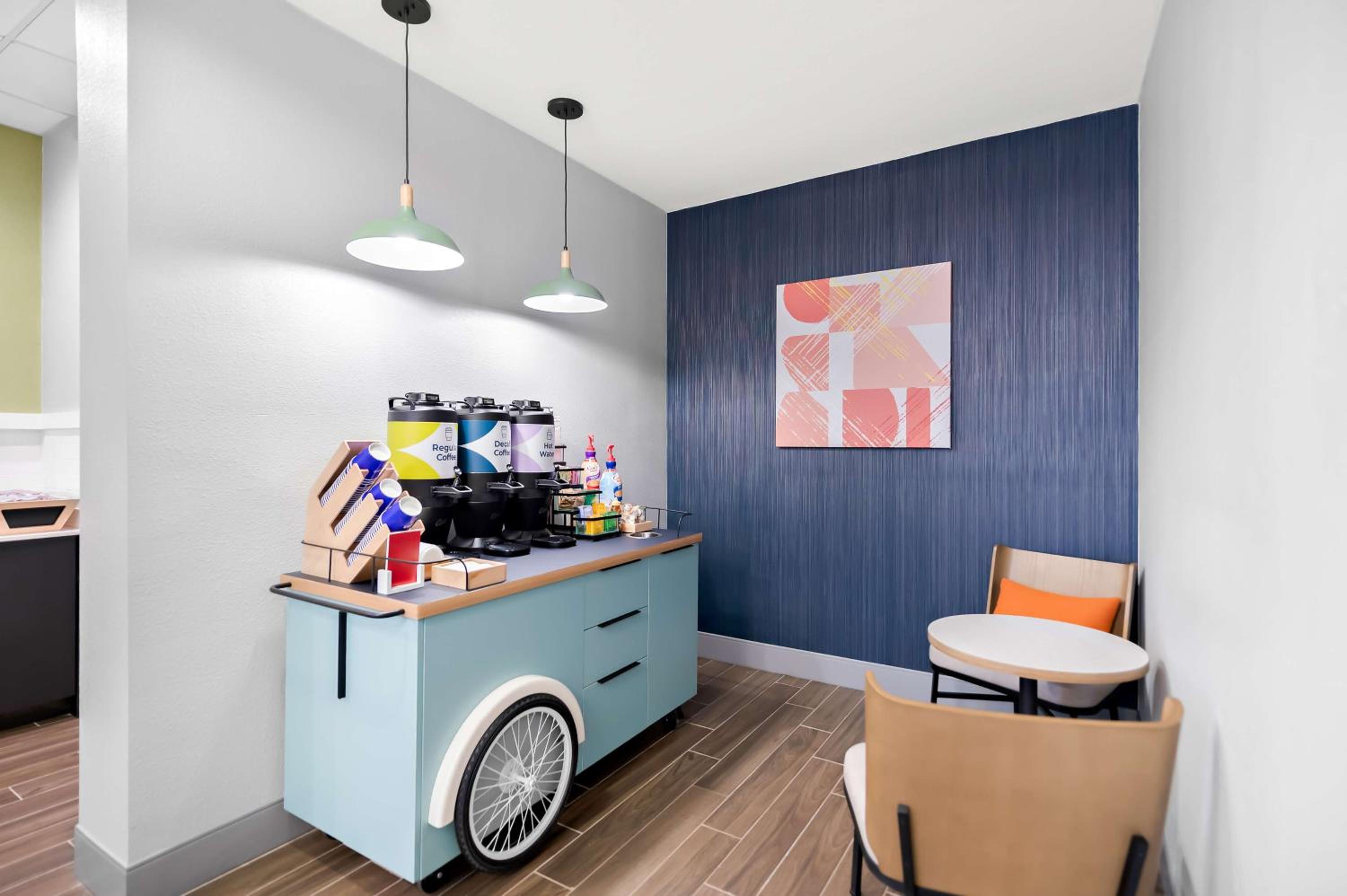 Longview Vacations - Spark By Hilton Longview - Property Image 13