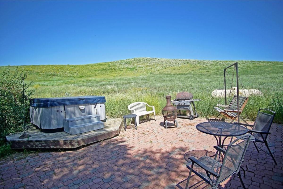 Cabin with Hot Tub, Pet Friendly, Unique Property view 3