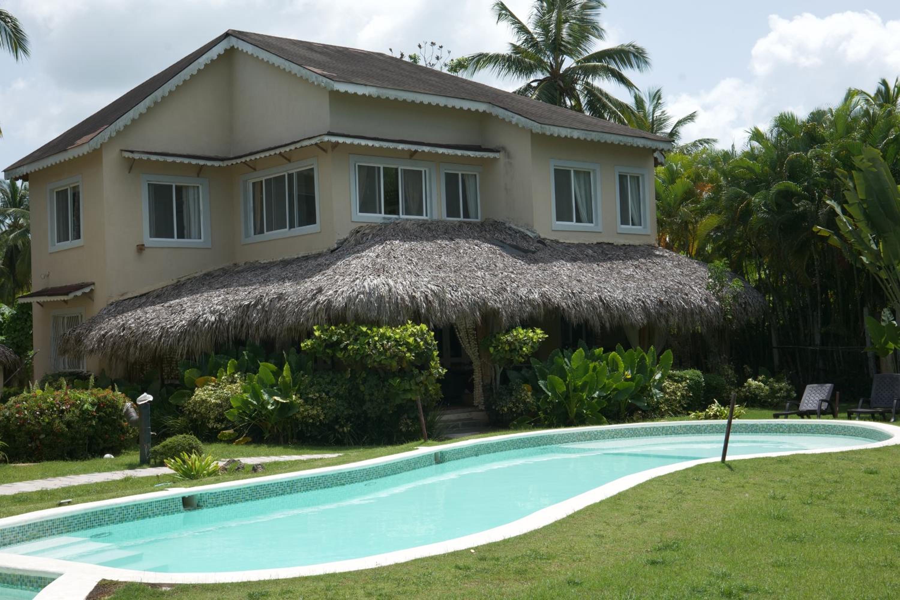 VillasMares PlayaBonita-LasTerrenas 4BR-6Bds-10Pax-WiFi-BBQ-Pool-NearBeach view 2