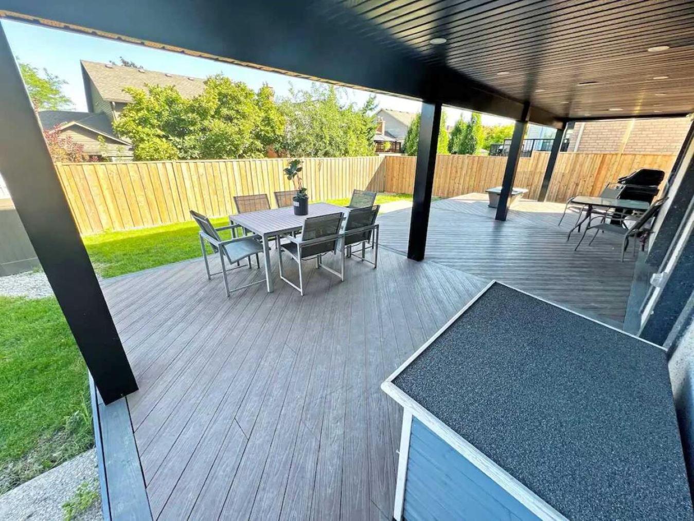 Luxe Home Near Limeridge - Sleeps 11 - Pool