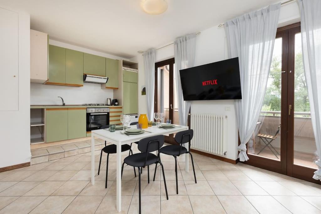 Leopoldo Suite view Lake photo 4