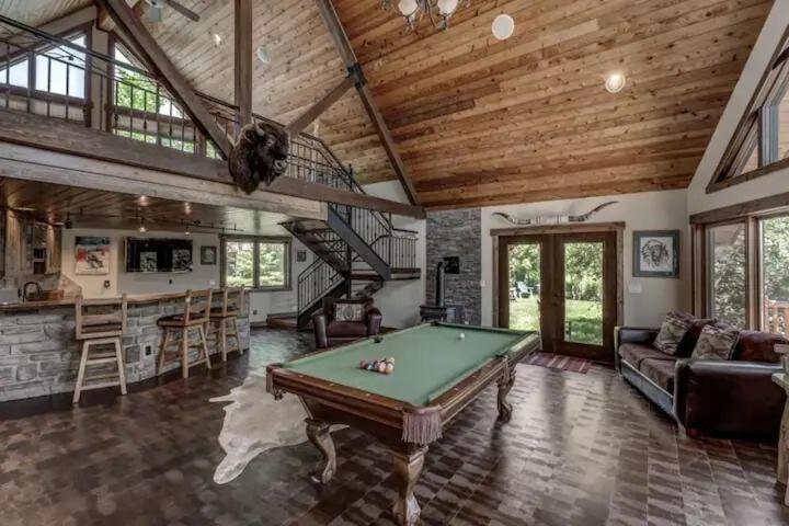 Moose Meadows Lodge - Huge Views, Great Room, Game Room, Theater view 5