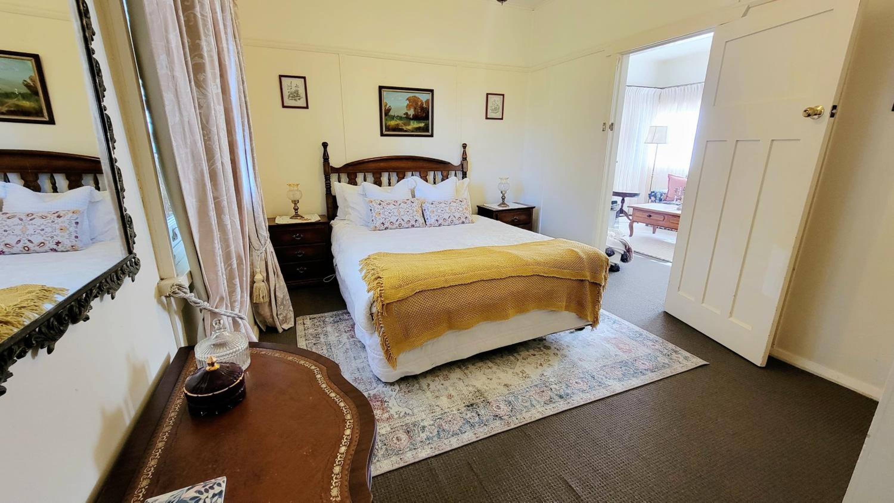 Leura House