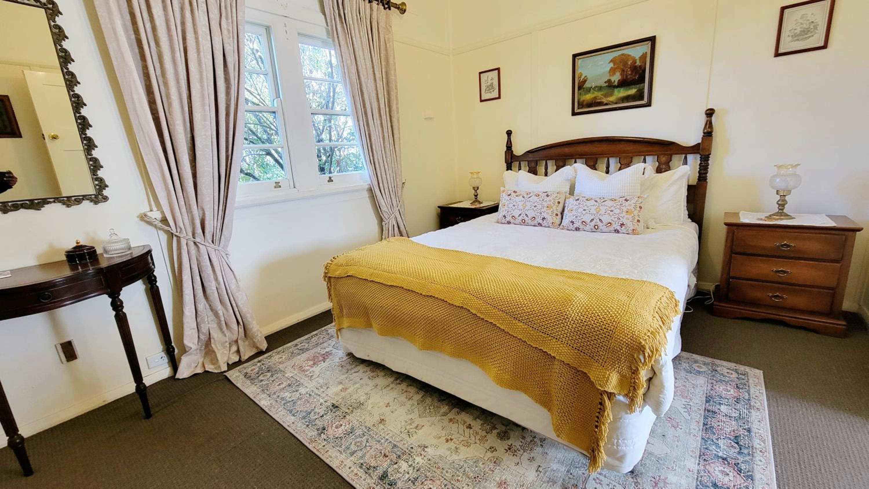 Leura House