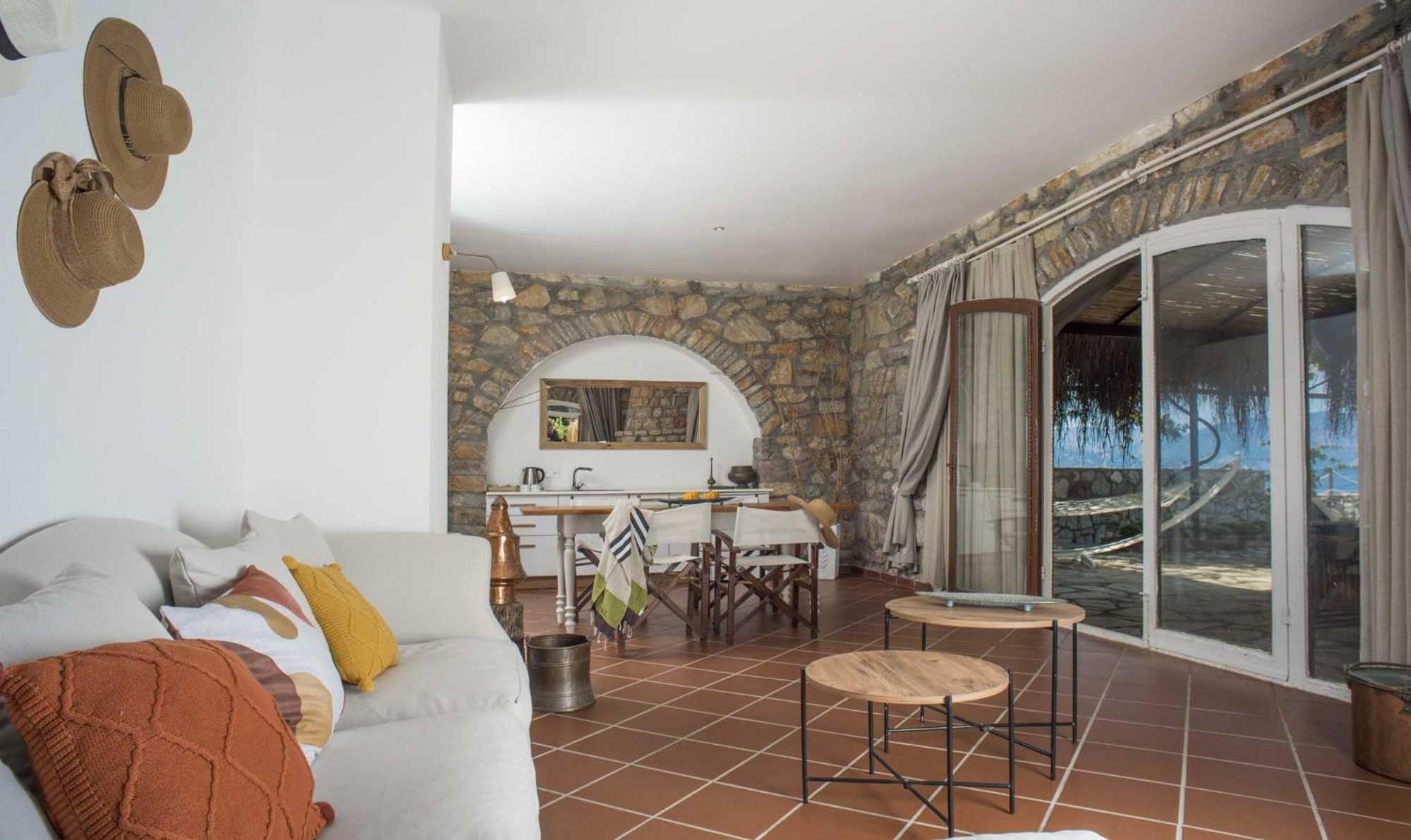 Asma, Villa Florya view 2
