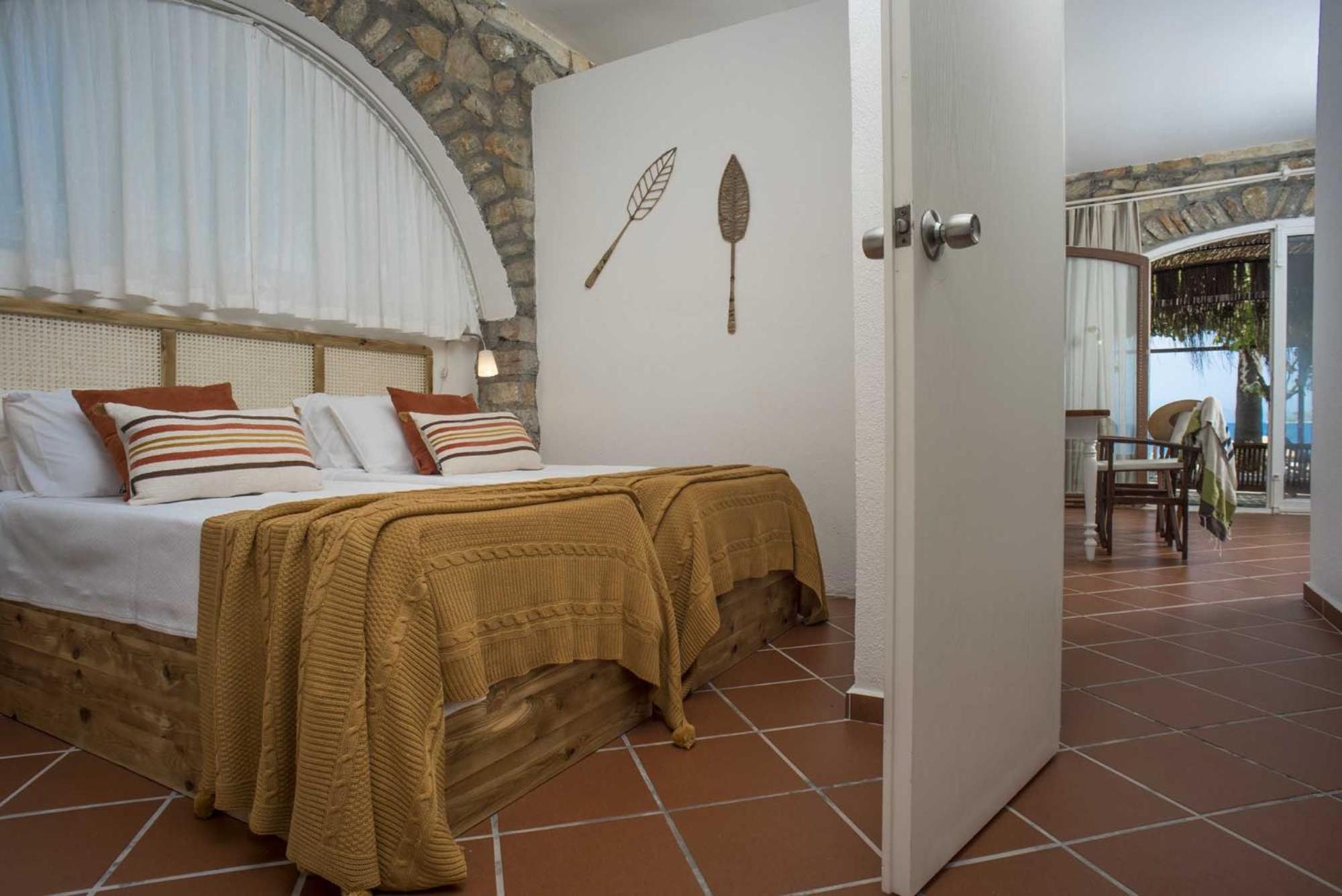 Asma, Villa Florya view 5