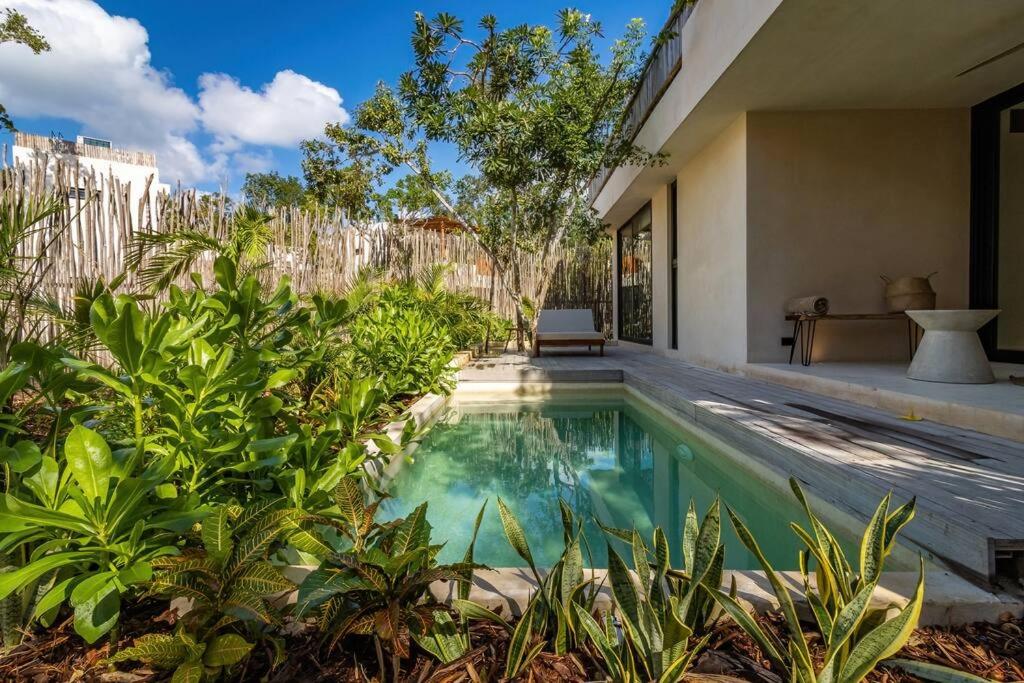 Xunkari Oasis Villa 3BR-3BA Private Pool view 2