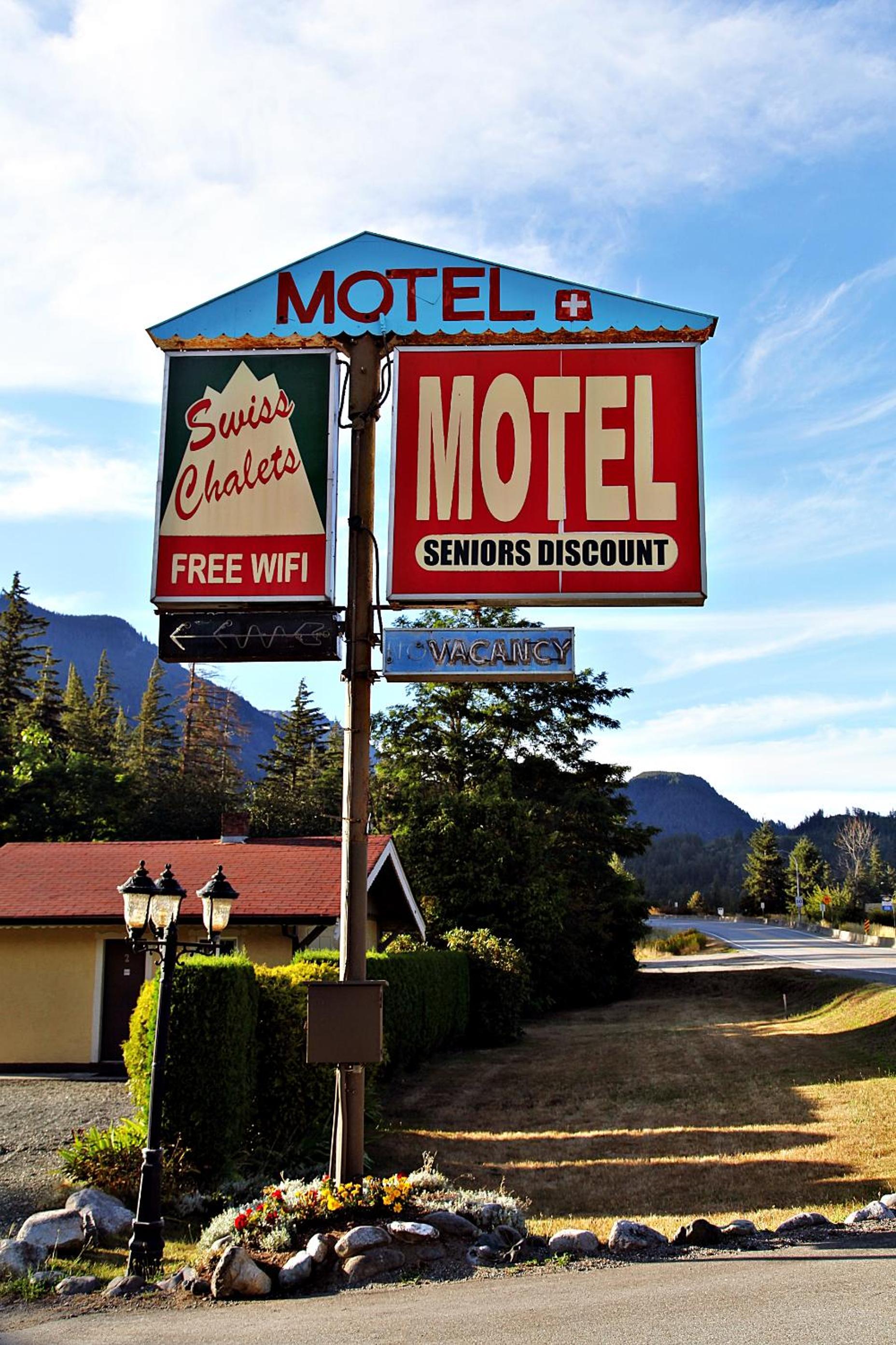 Richca Chalets Resort - Image 1