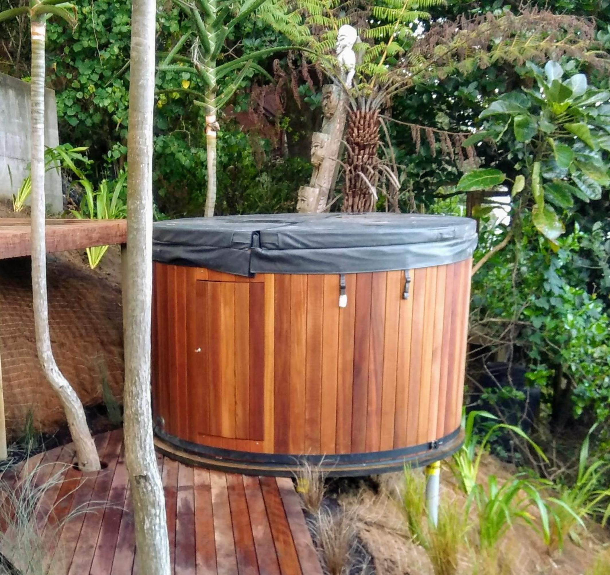 Arohanui Waterfront Villa photo 4