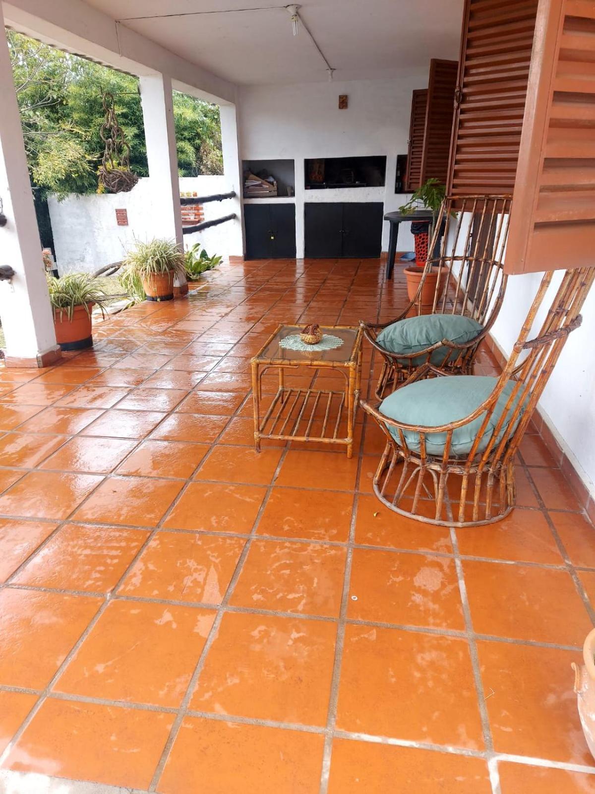 La Casita de Agua de Oro - Image 4