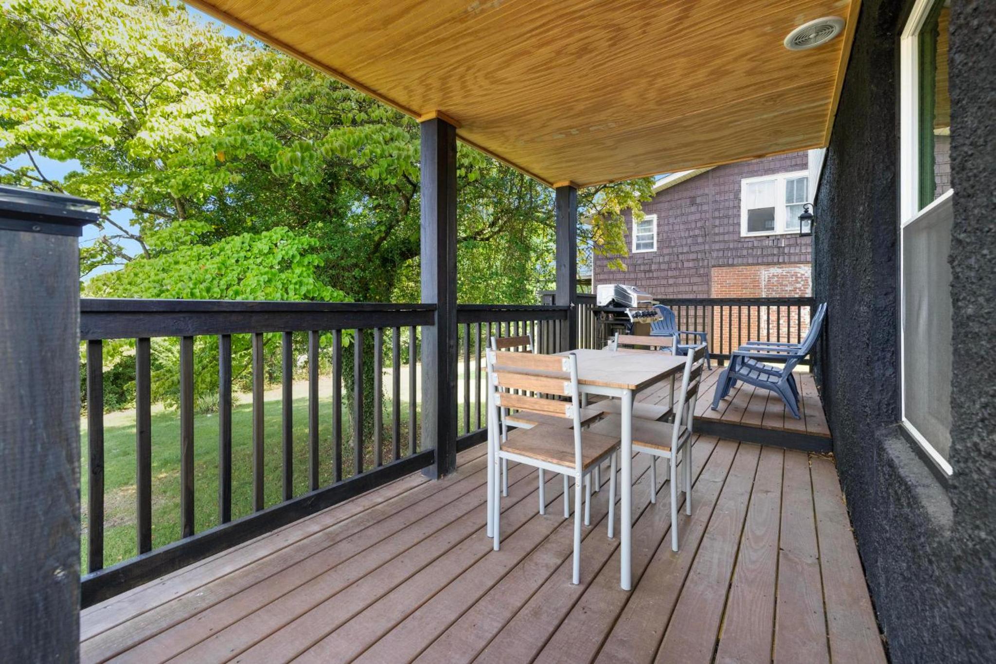 Walk to State Street - Remodeled Home view 5