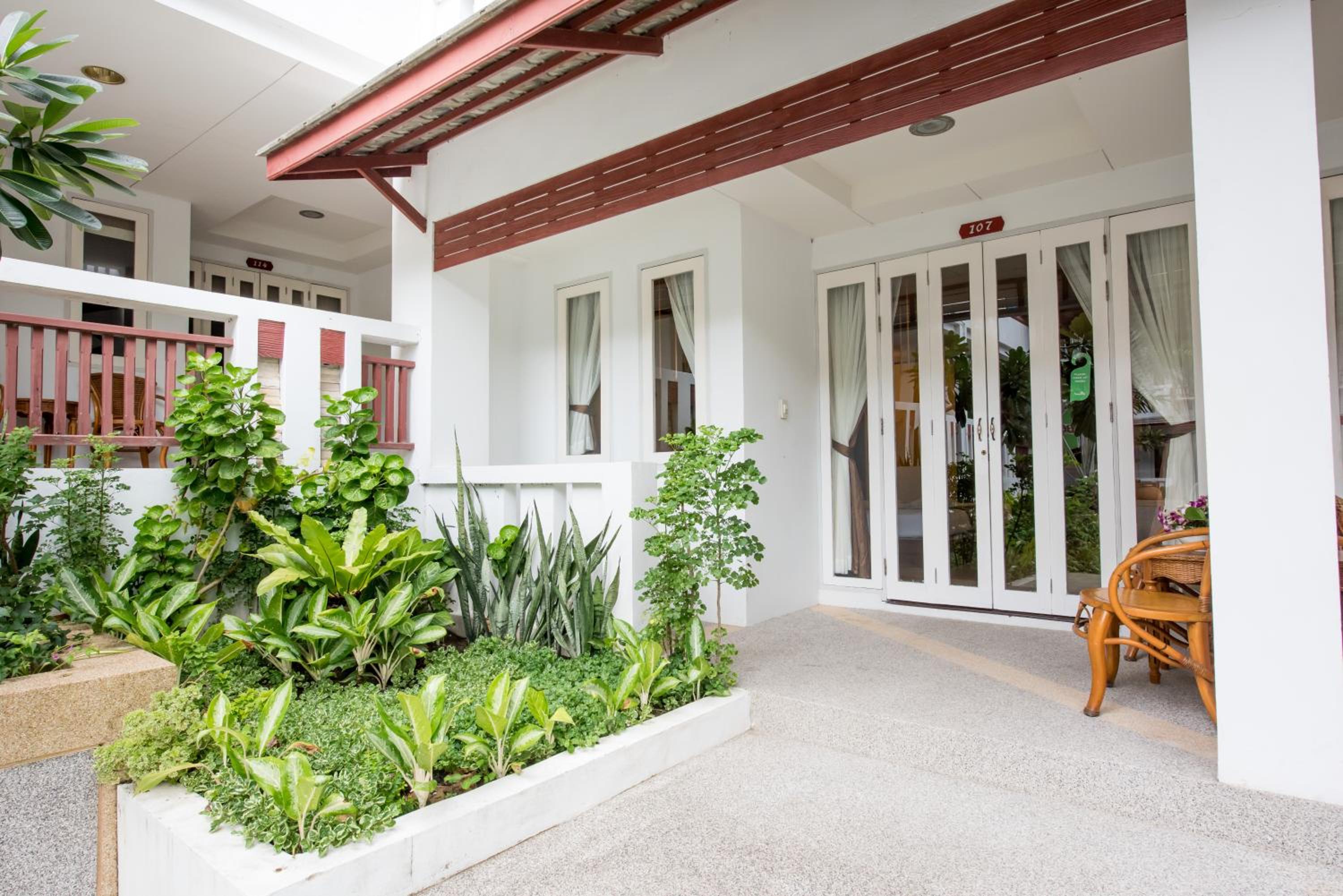 Hotel Koh Tao Montra Resort - Image 1