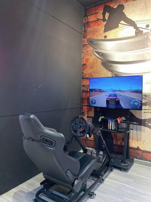 KL Town Racing VR Karaoke 14 Pax