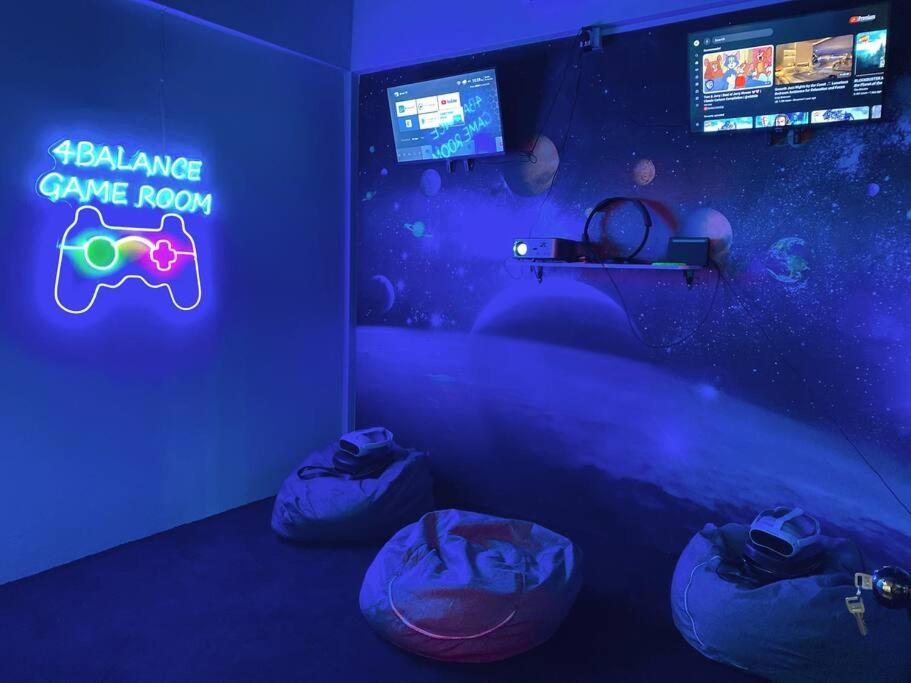 KL Town Racing VR Karaoke 14 Pax