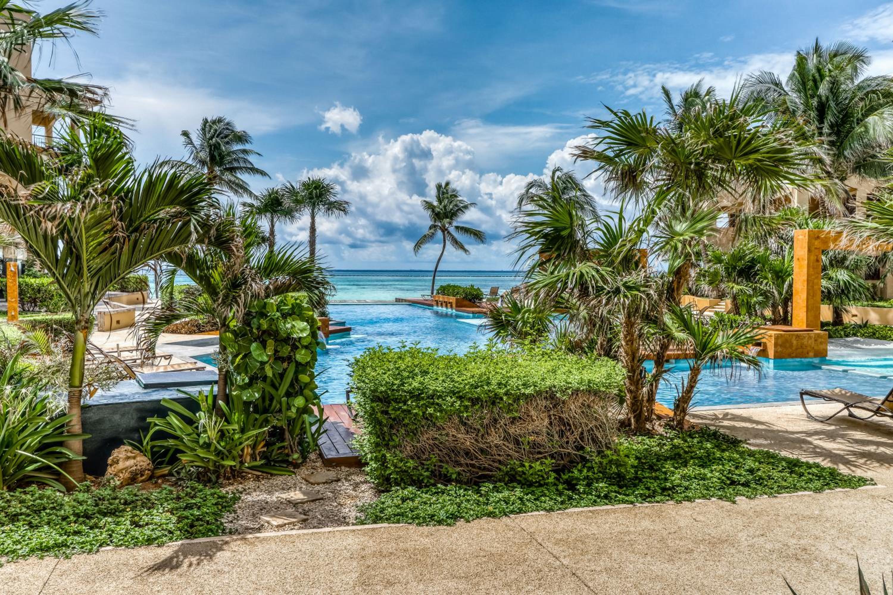 Residences El Faro, Surf 305 view 4