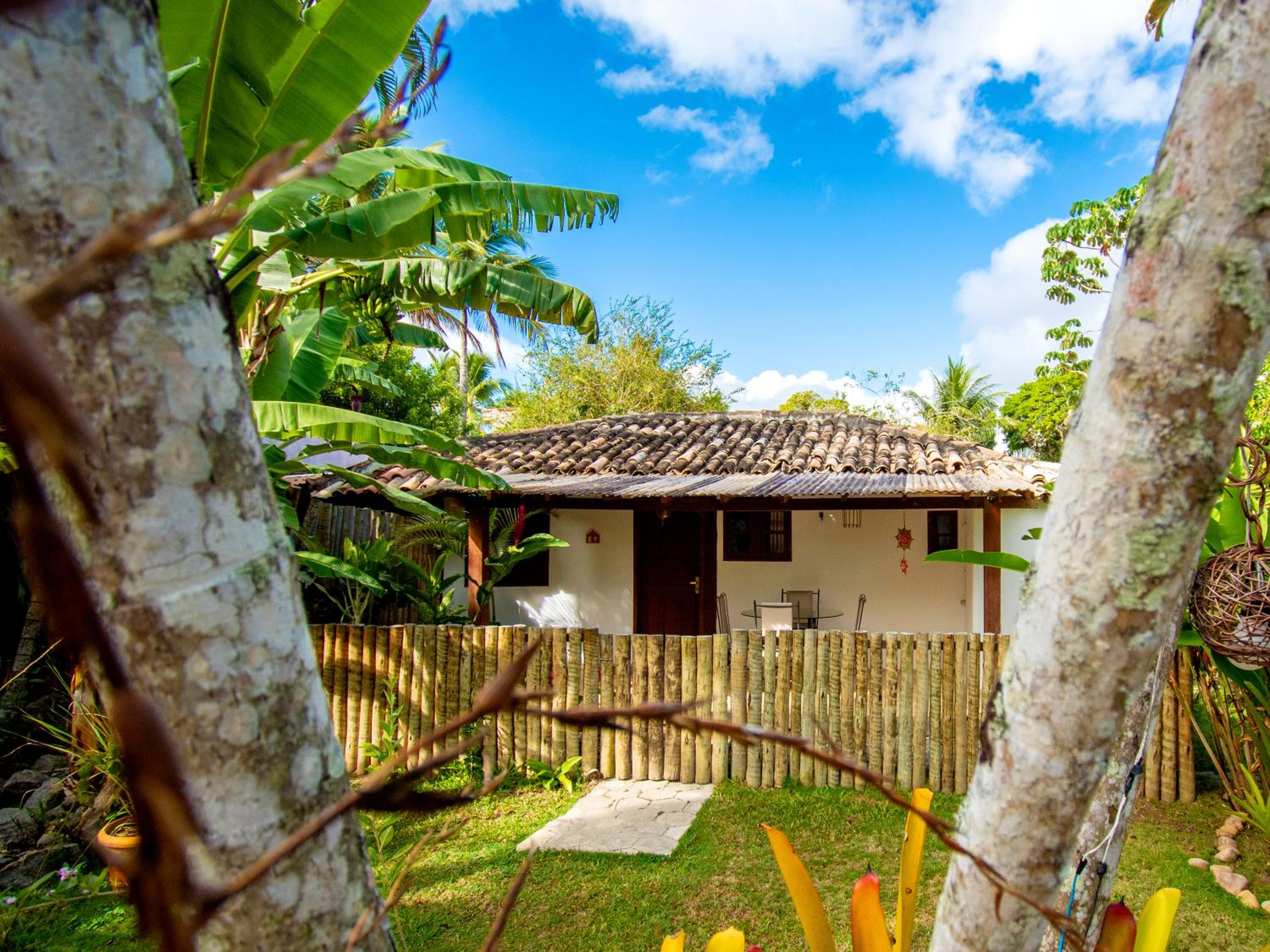 Hotel Pousada Arraial Candeia - Image 1
