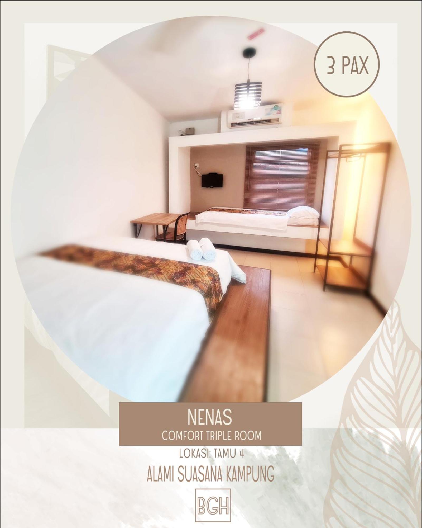 Triple Room with Pool in Bangi photo 1