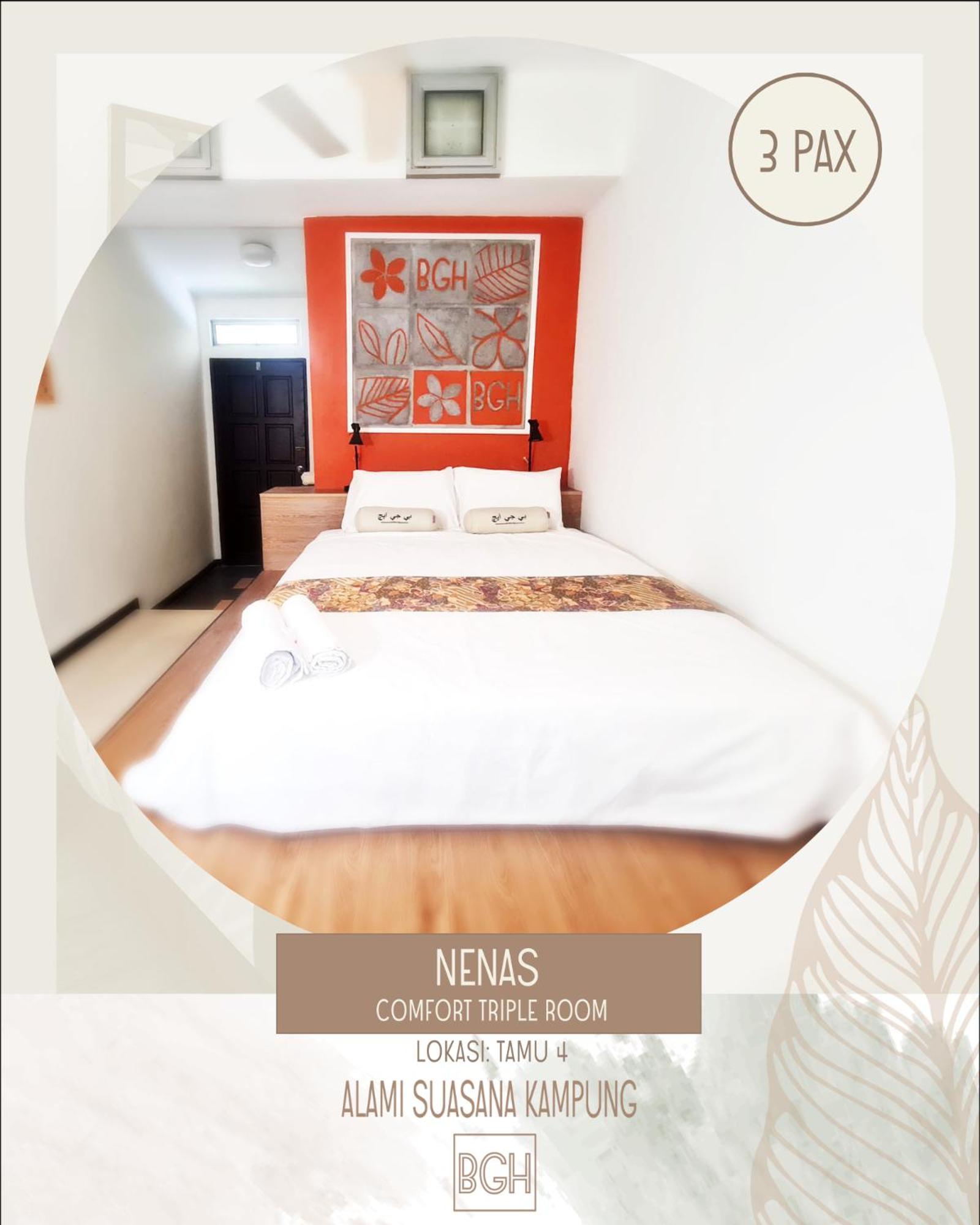 Triple Room with Pool in Bangi photo 7