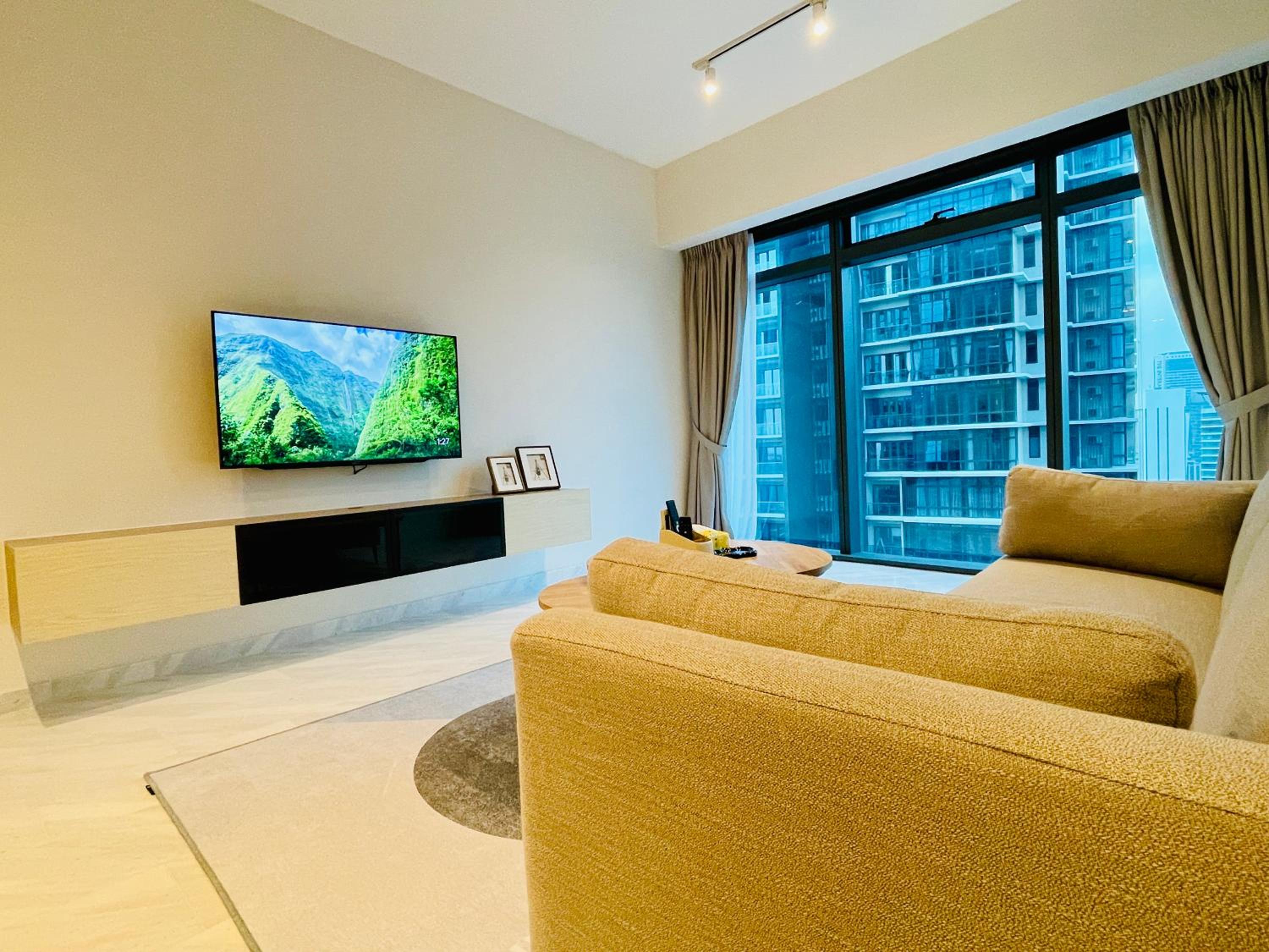 Eaton residences KLCC m@h