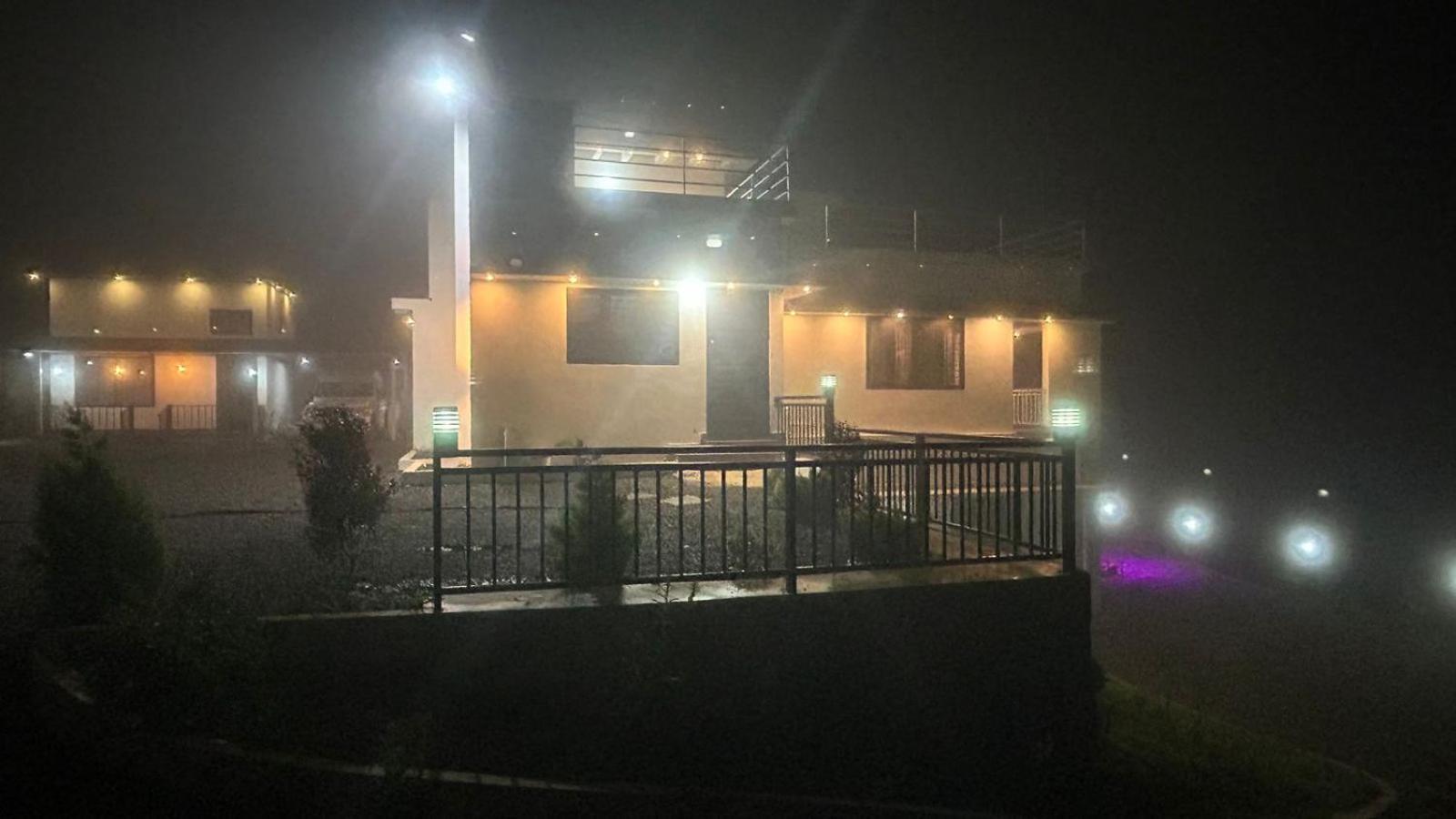 banjarahills resort and travels