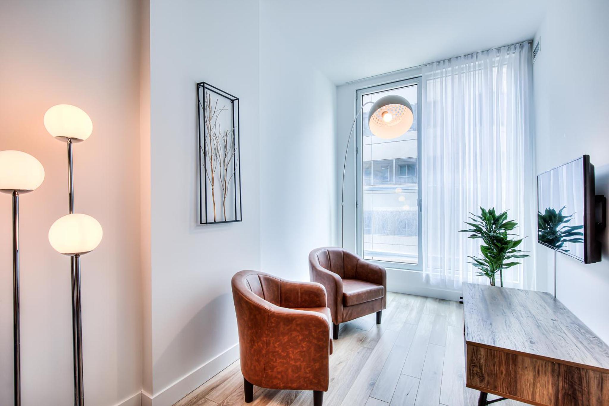Executive Suite Corporate stays Heart of Downtown
