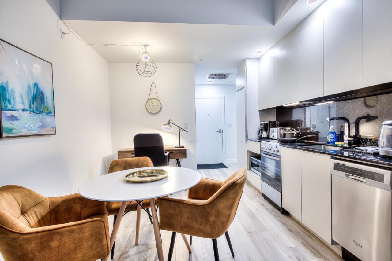 Executive Suite Corporate stays Heart of Downtown
