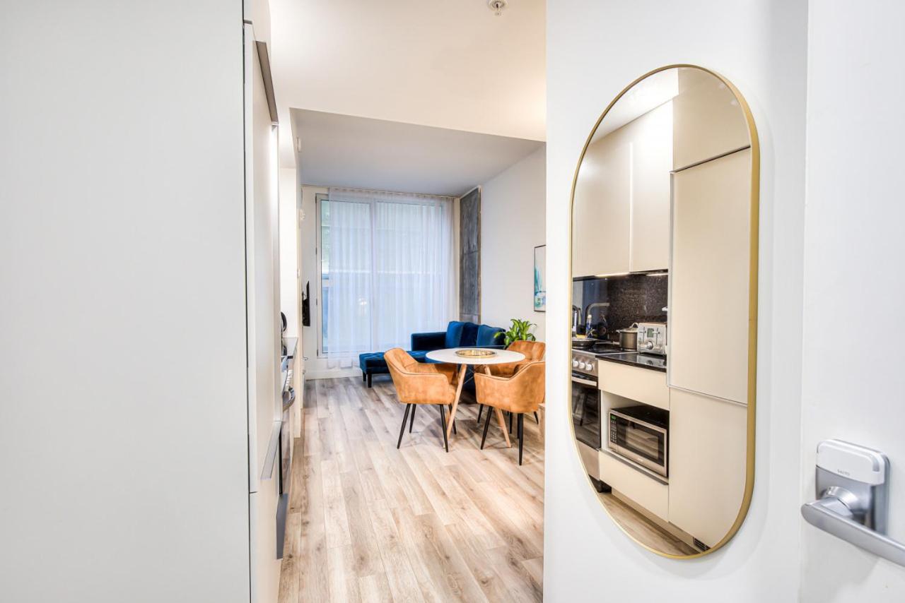 Executive Suite Corporate stays Heart of Downtown
