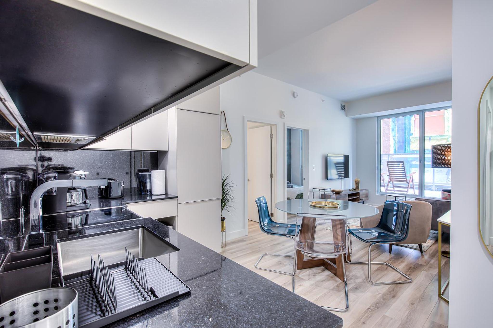 Executive Suite Corporate stays Heart of Downtown