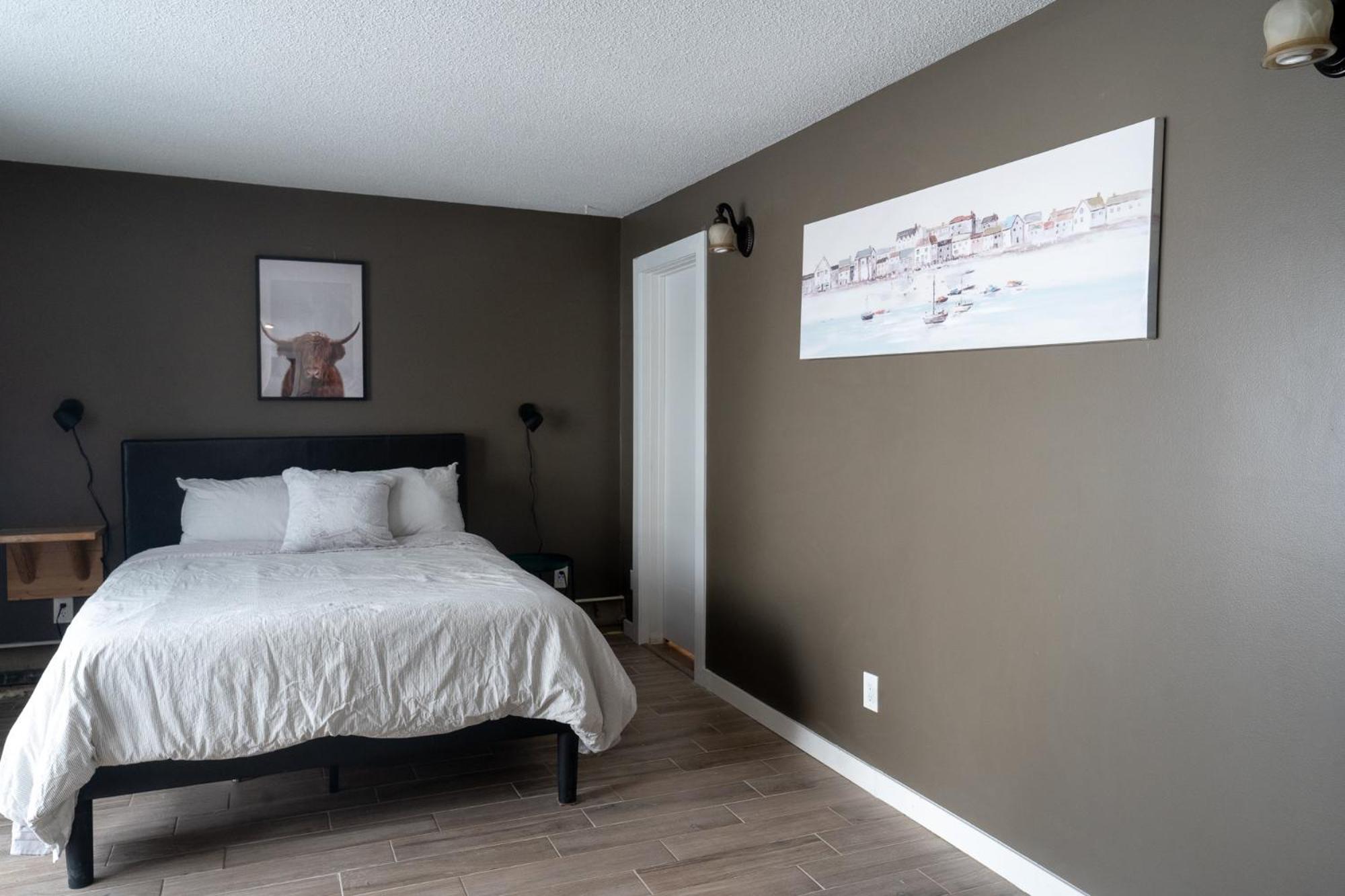 One Bedroom Condo Near Whyte Ave