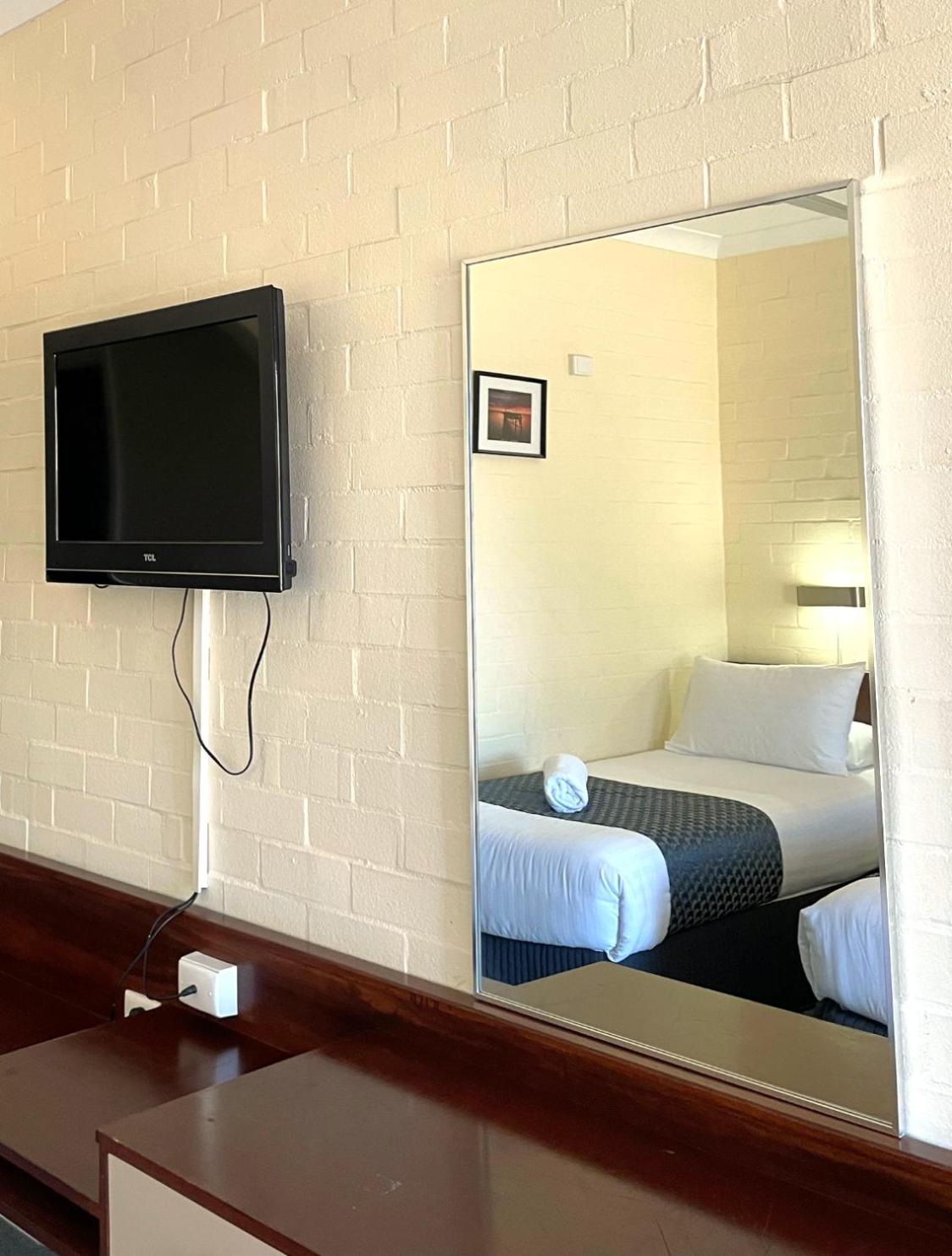 Bayview Motel