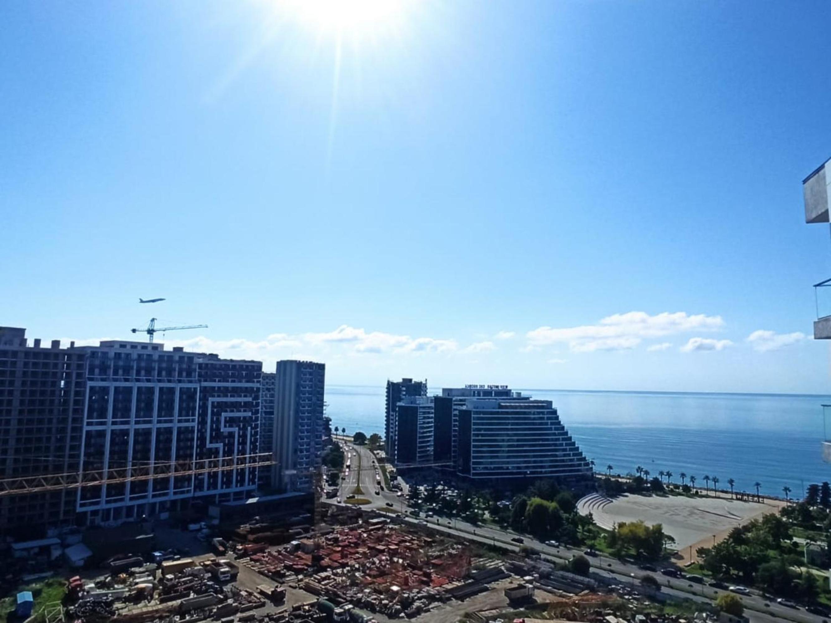 Sea View Apartment with Double Bed and swimming Pool
