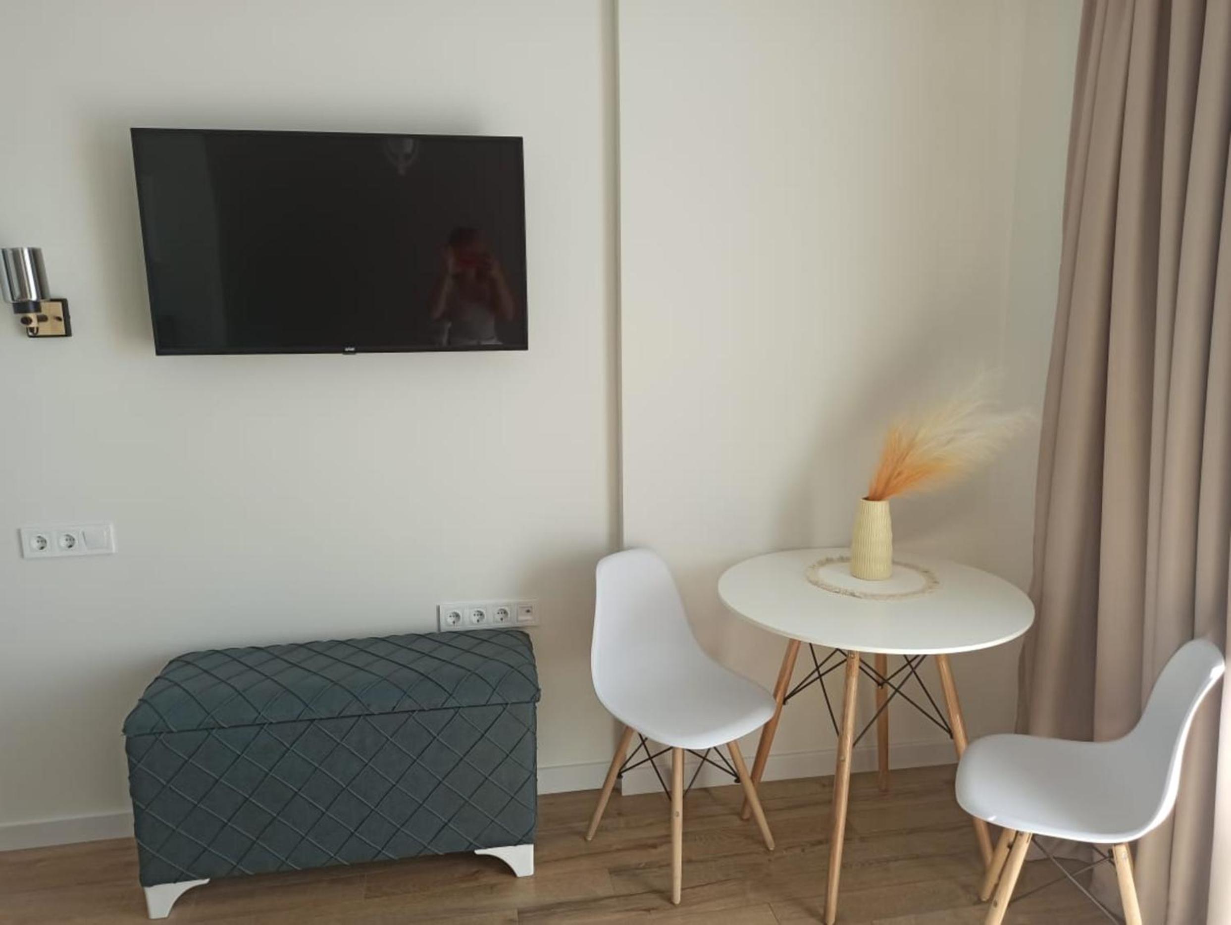 Sea View Apartment with Double Bed and swimming Pool