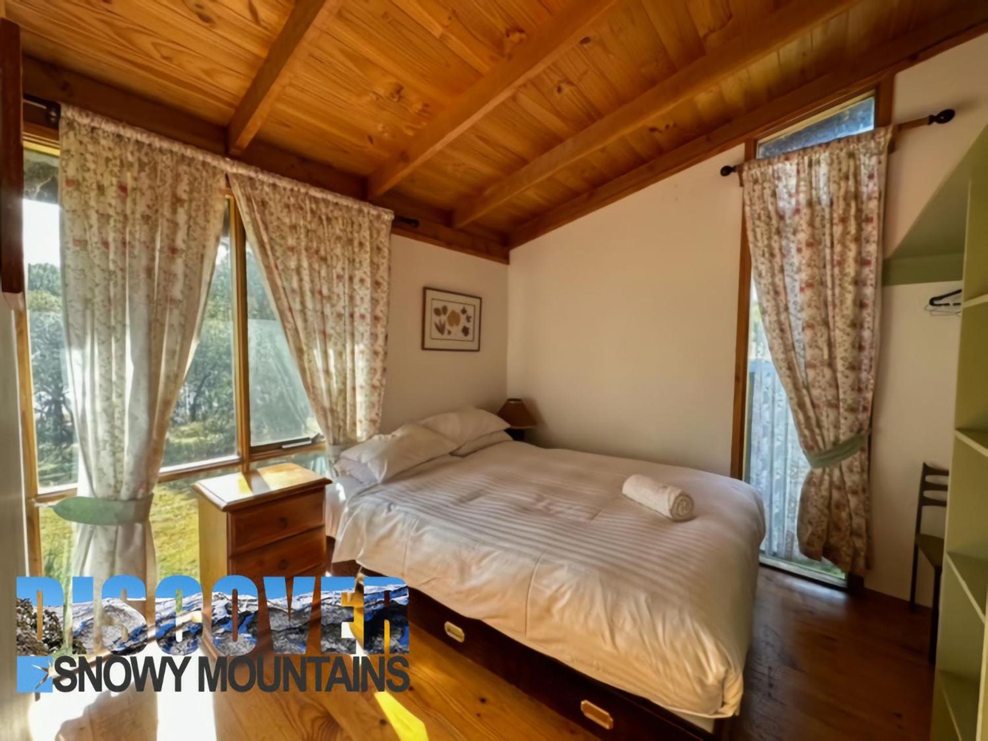 Currawong Cottage